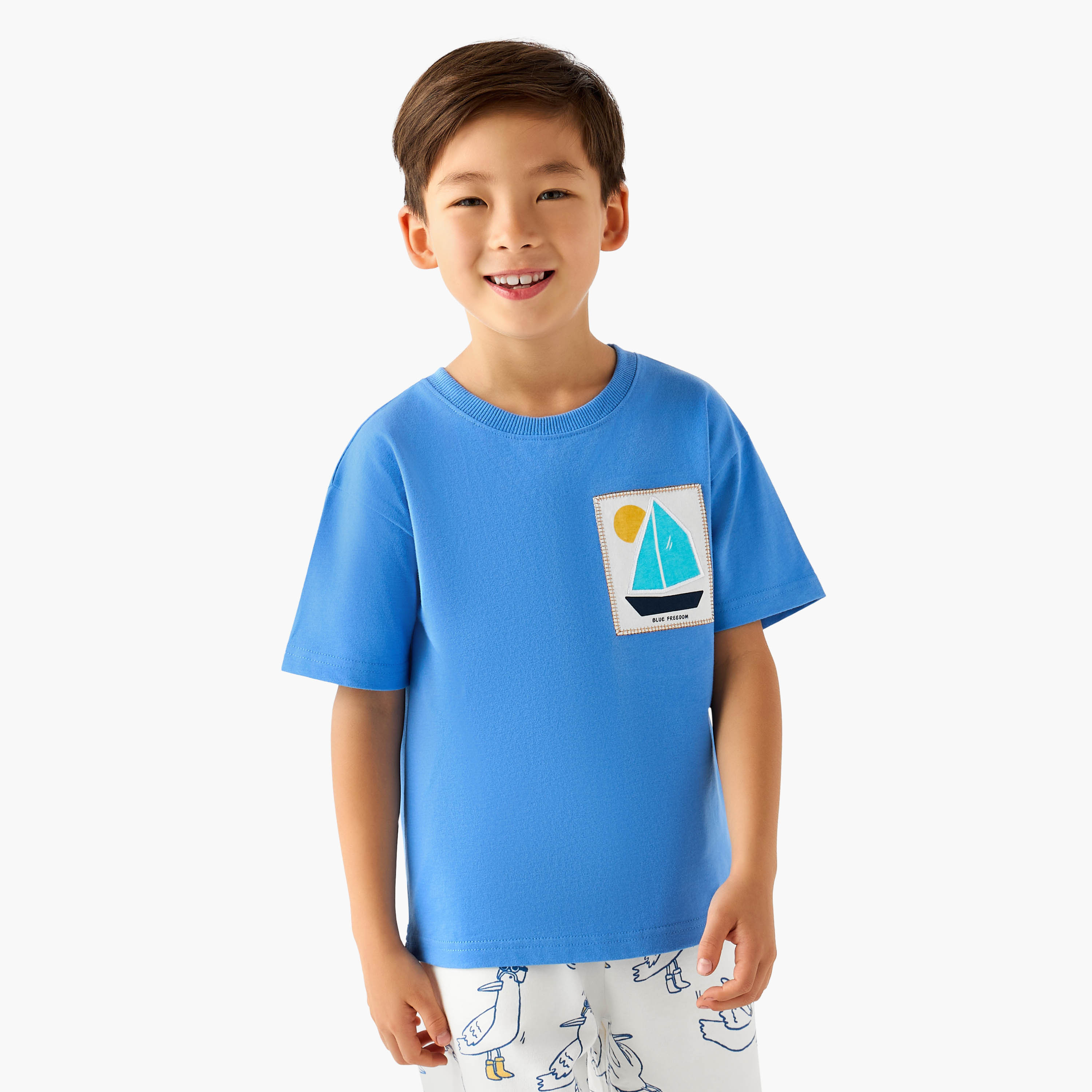 طقم شورت برباط إغلاق وتيشيرت برقبة ضيقة وأكمام قصيرة 3 قطع من جونيورز-baby-boys-clothing-setsandcoords-image-7