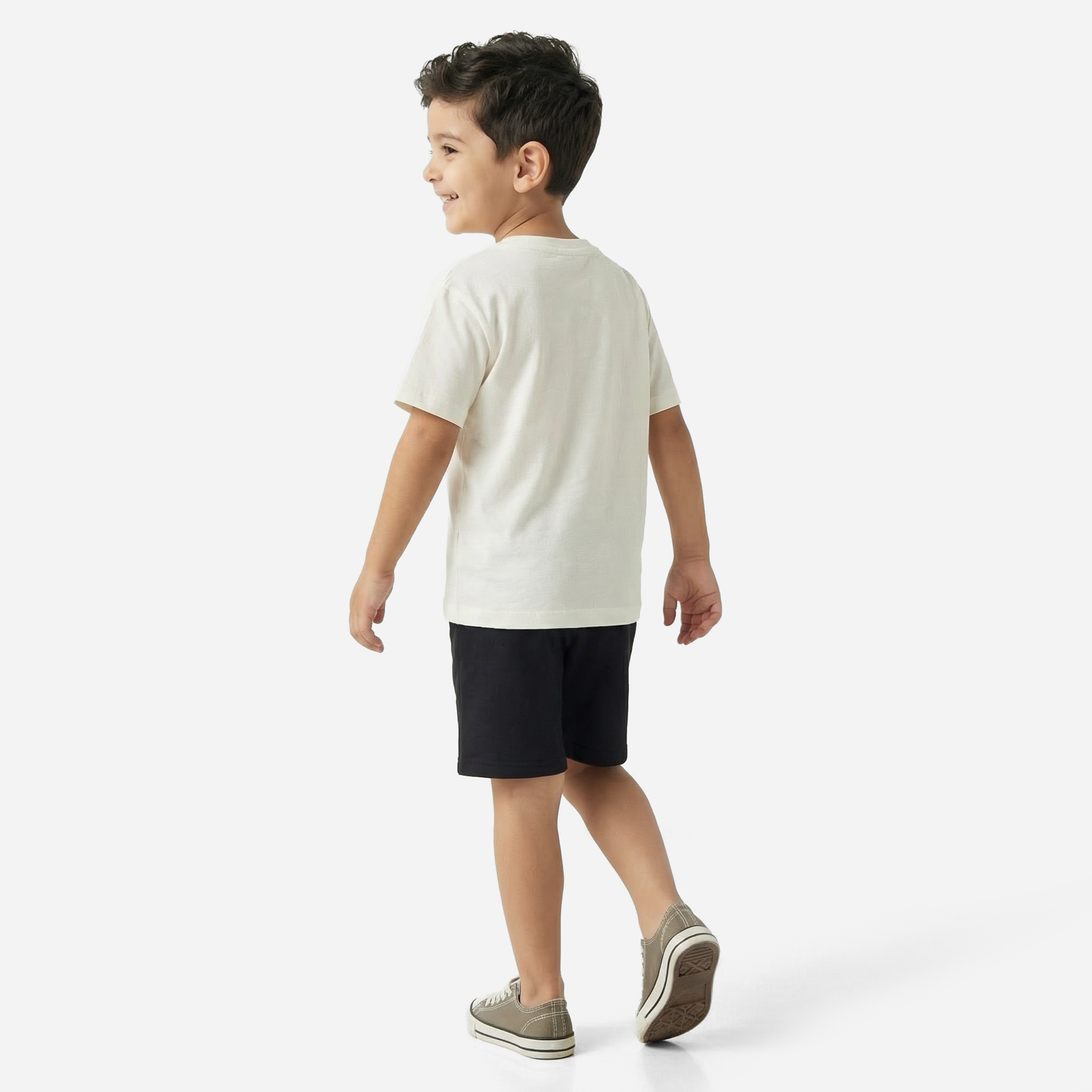طقم تيشيرت بياقة ضيقة وأكمام قصيرة وتطريز تمساح من جونيورز-boys-clothing-setsandcoords-image-3