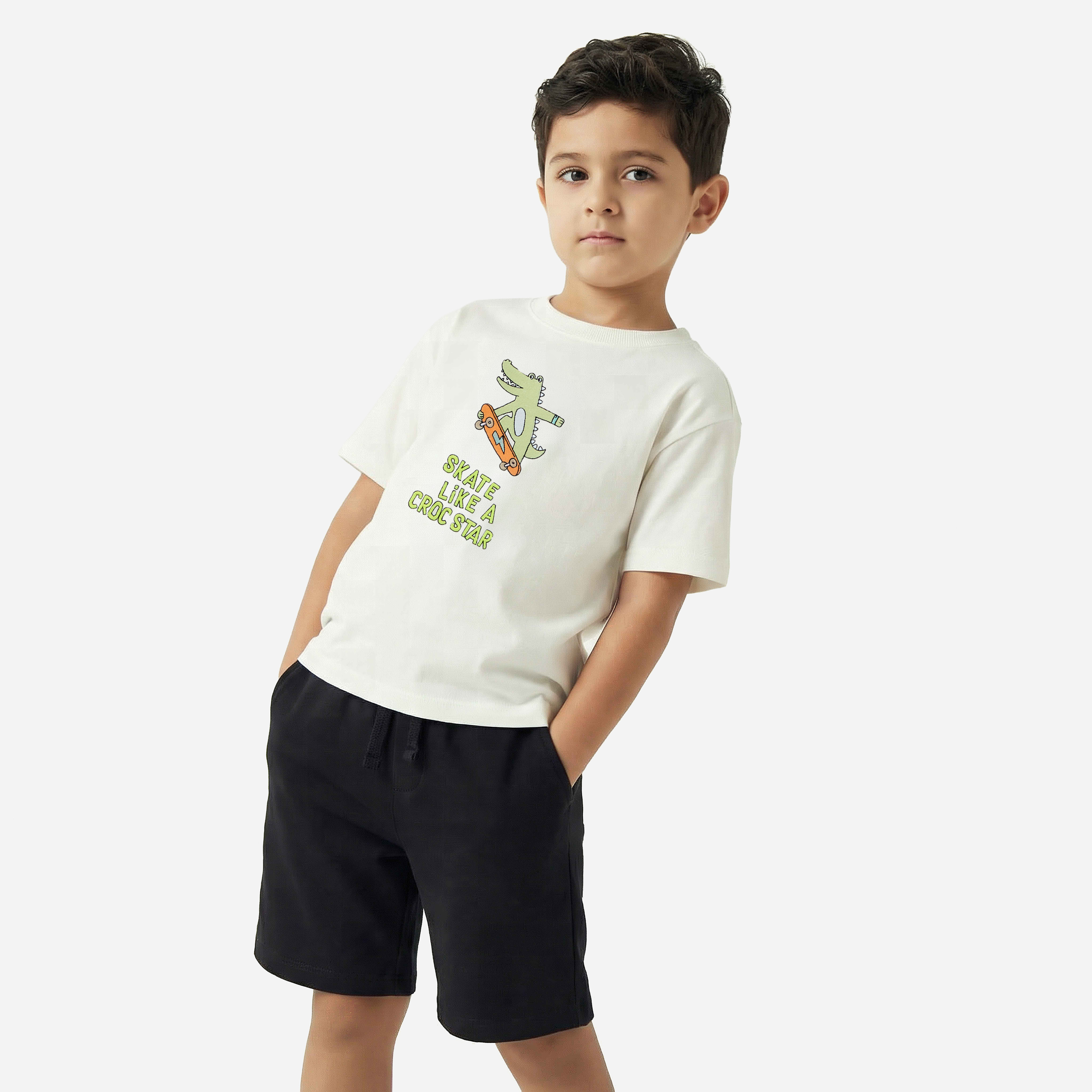 طقم تيشيرت بياقة ضيقة وأكمام قصيرة وتطريز تمساح من جونيورز-boys-clothing-setsandcoords-image-8