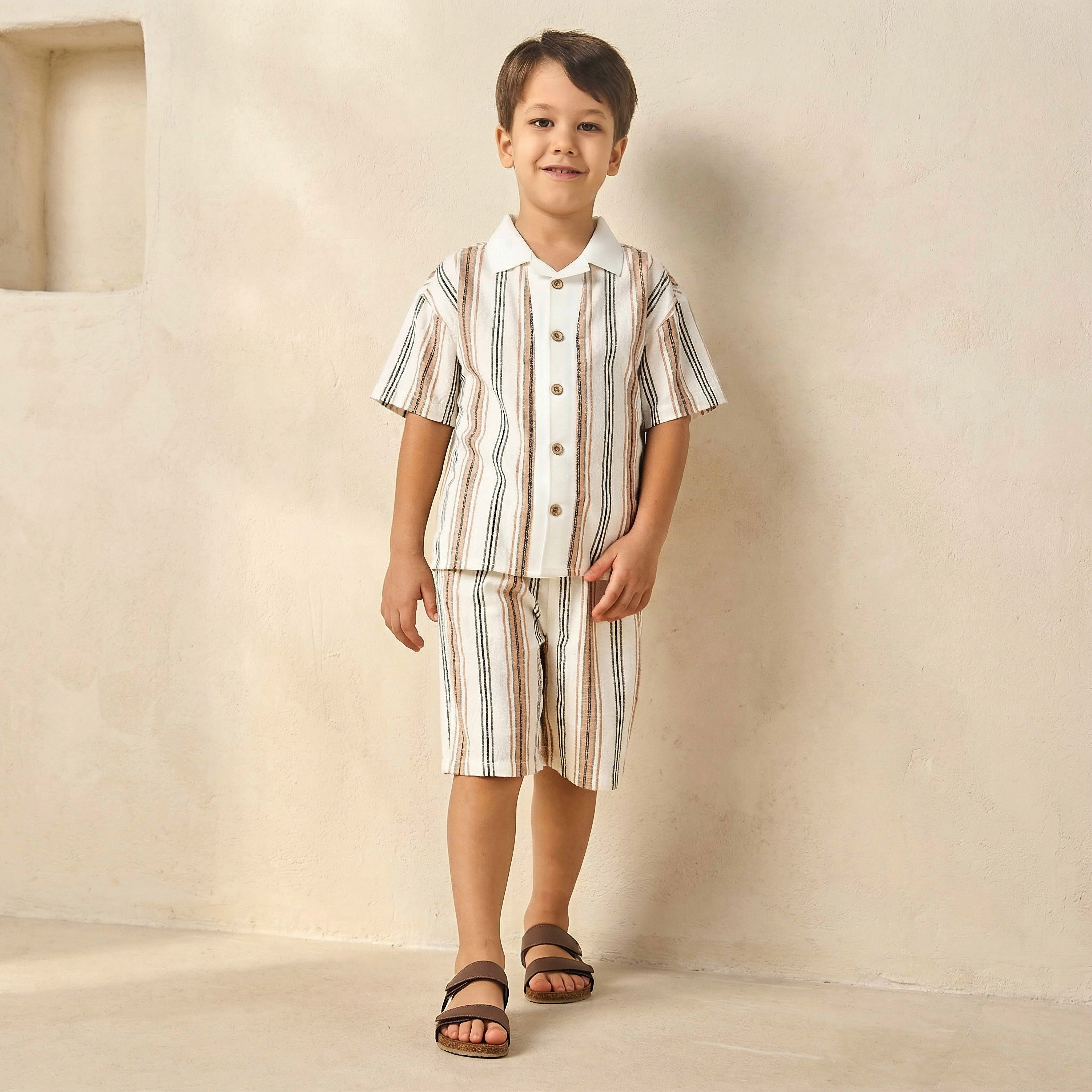 طقم شورت وقميص مخطط بياقة عادية أكمام قصيرة من جونيورز-baby-boys-clothing-setsandcoords-image-6