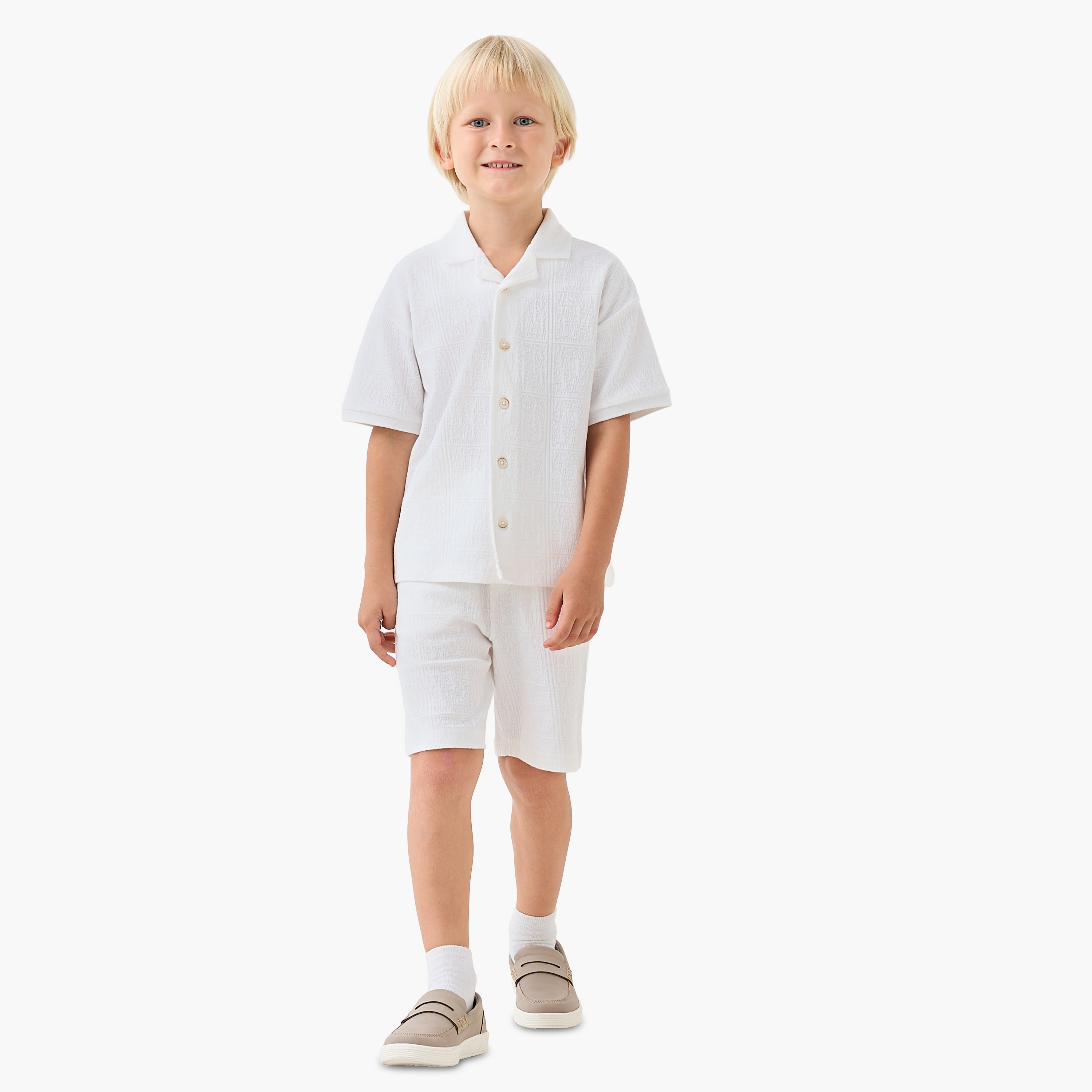طقم أولادي شورت وقميص قطن بارز الملمس بأكمام قصيرة وياقة عادية من جونيورز-boys-clothing-setsandcoords-image-1
