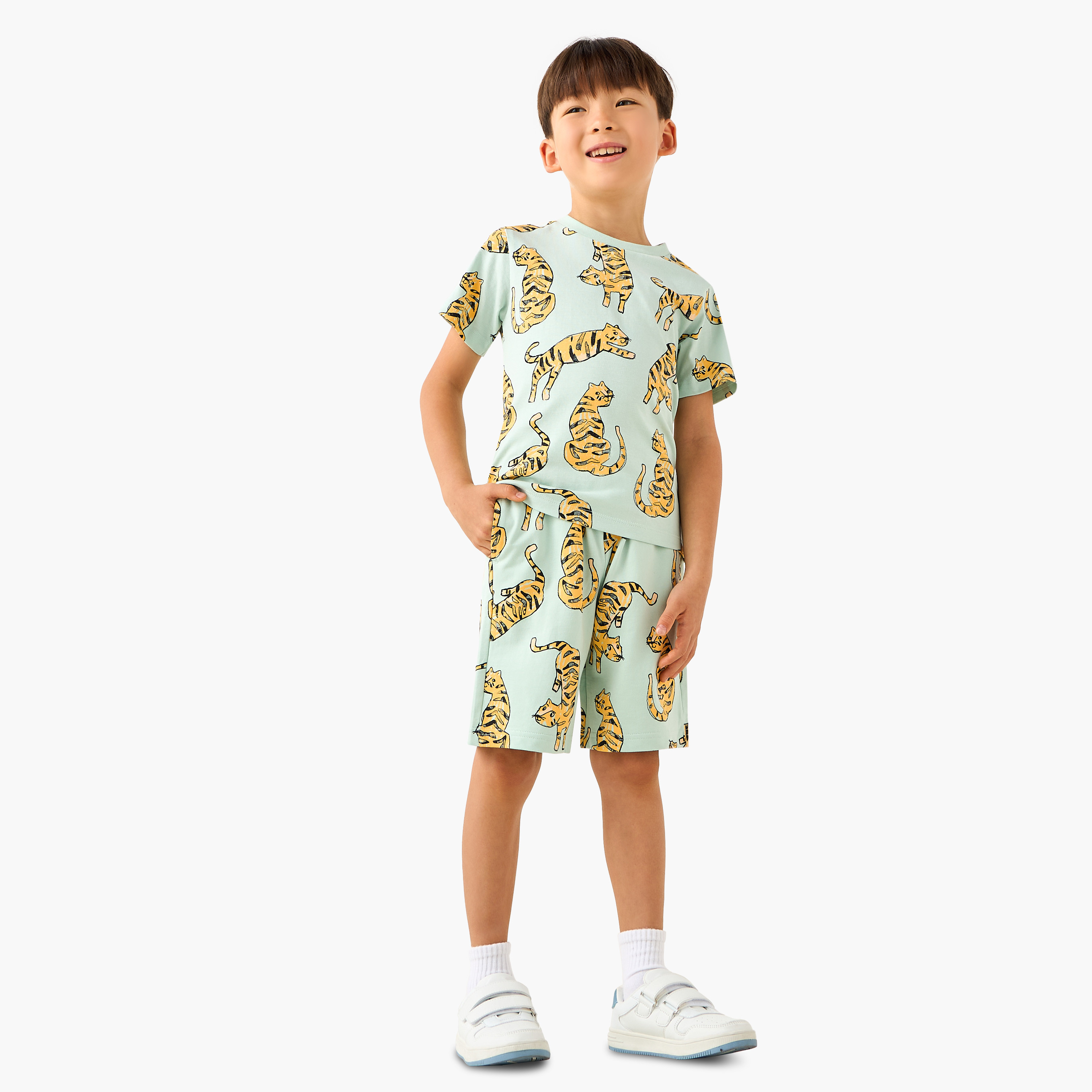 Juniors Crew Neck Short Sleeves T-shirt and Shorts Set with Tiger Print-boys-clothing-setsandcoords-image-1