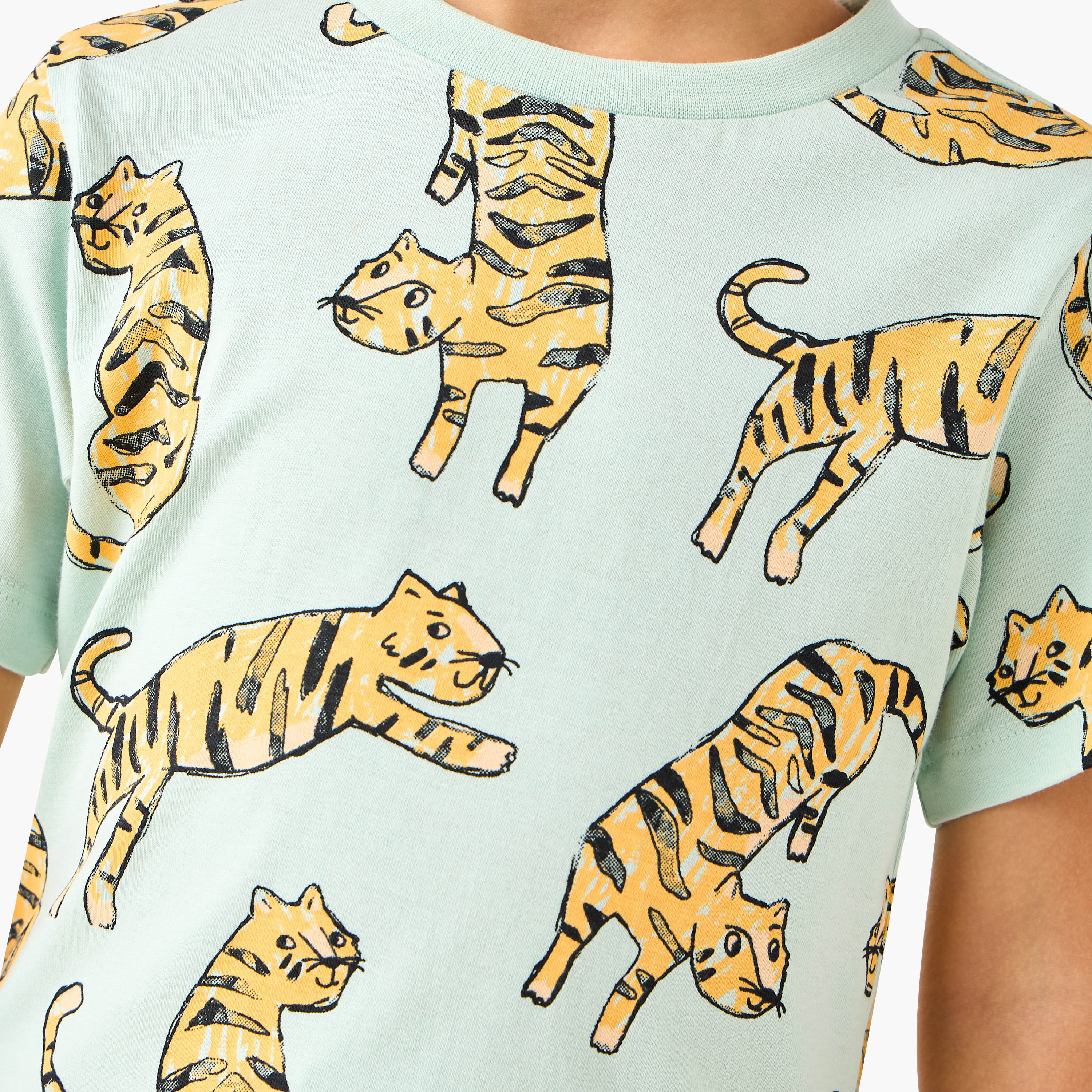 Juniors Crew Neck Short Sleeves T-shirt and Shorts Set with Tiger Print-boys-clothing-setsandcoords-image-6