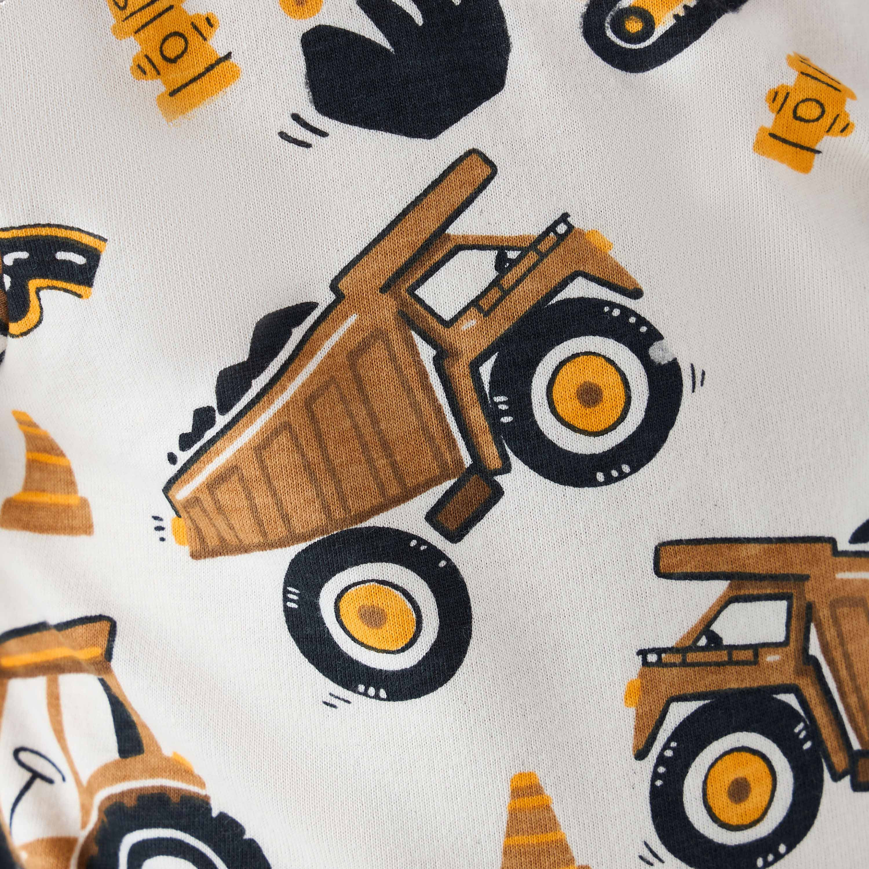 طقم تيشيرت بأكمام قصيرة وياقة ضيقة مع شورت بطبعات مركبات البناء من جونيورز-boys-clothing-setsandcoords-image-6