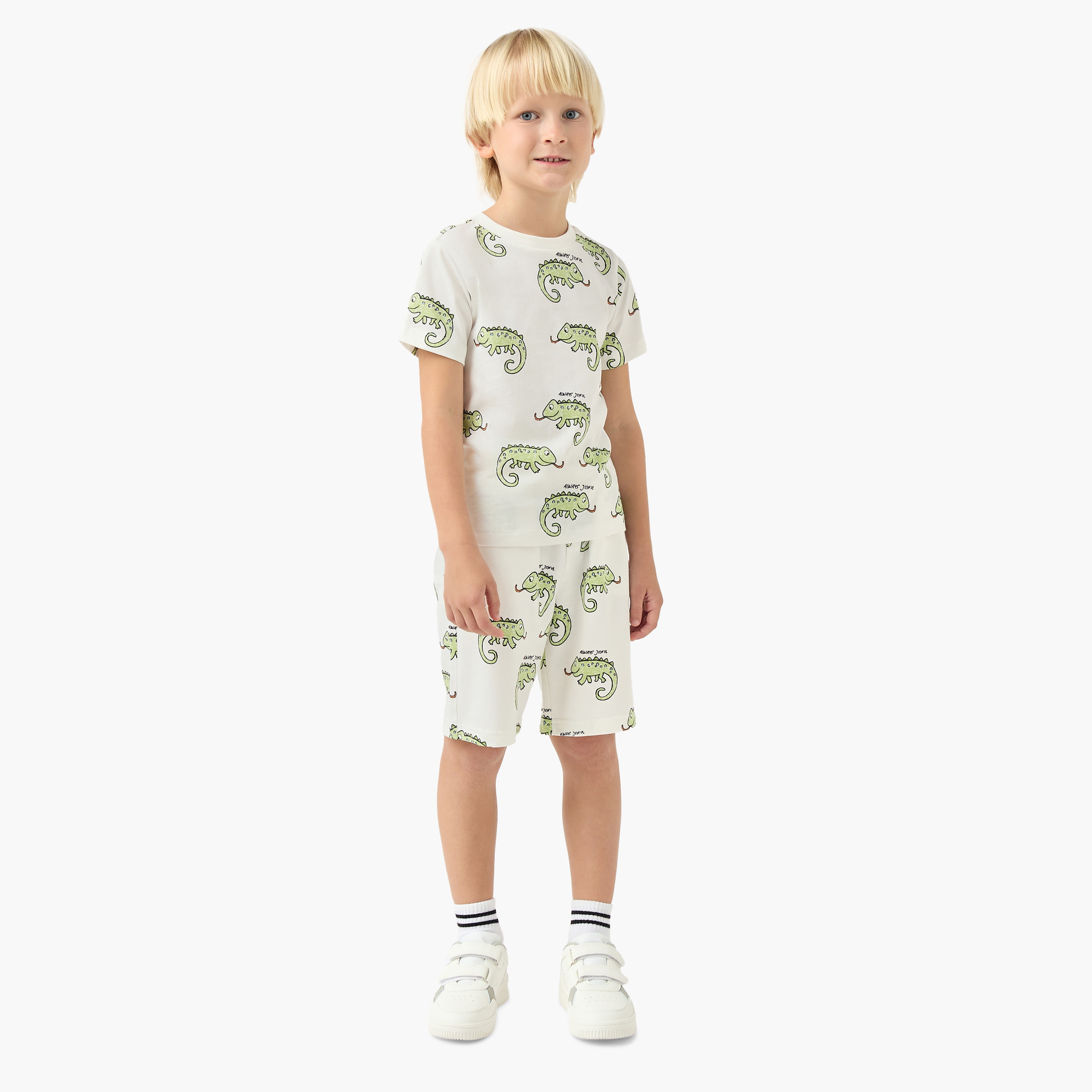 Juniors Crew Neck Short Sleeves T-shirt and Shorts Set with Chameleon Print-boys-clothing-setsandcoords-image-1