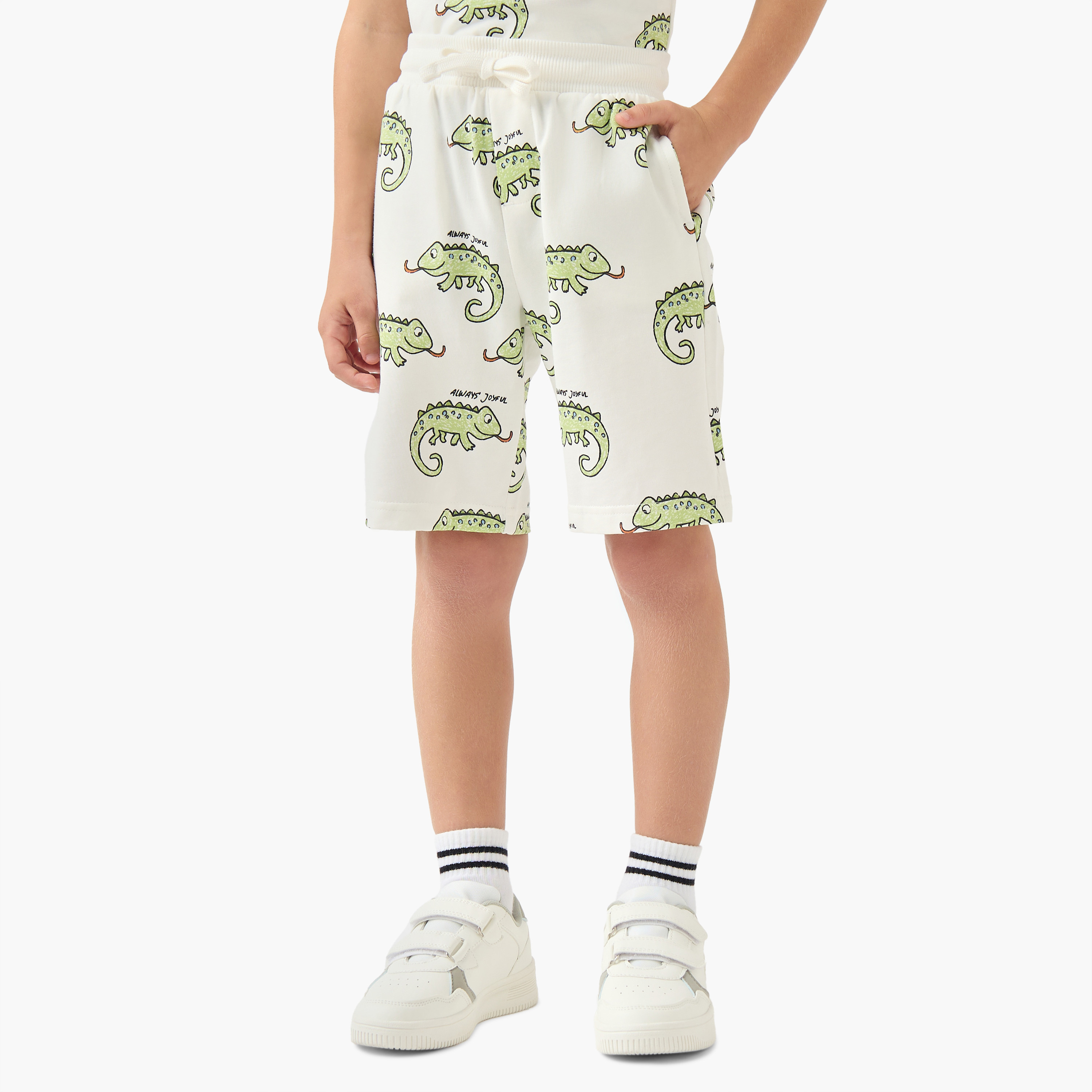Juniors Crew Neck Short Sleeves T-shirt and Shorts Set with Chameleon Print-boys-clothing-setsandcoords-image-3