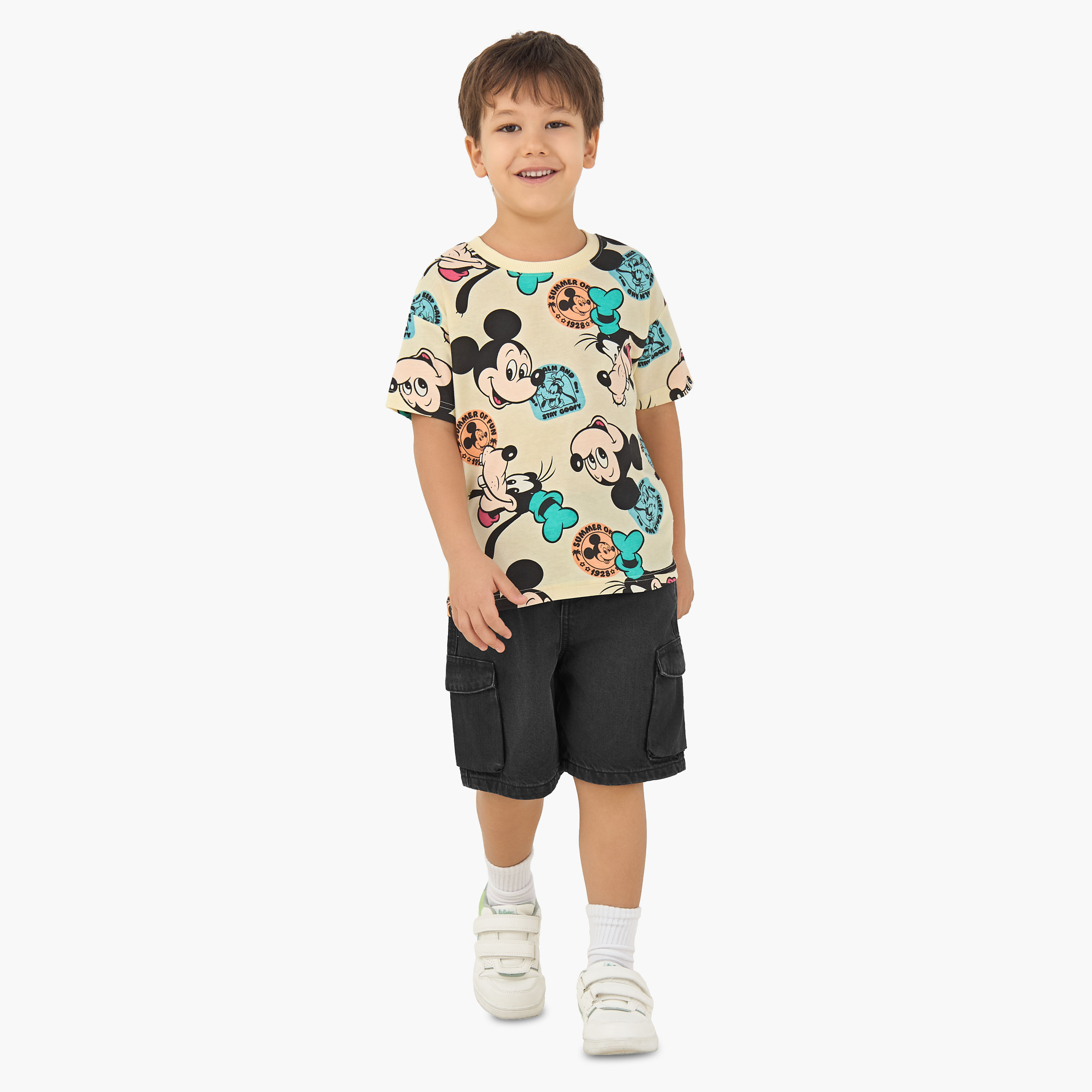 Juniors Buttoned Waist Shorts with Cargo Pockets-boys-clothing-bottoms-shorts-image-2