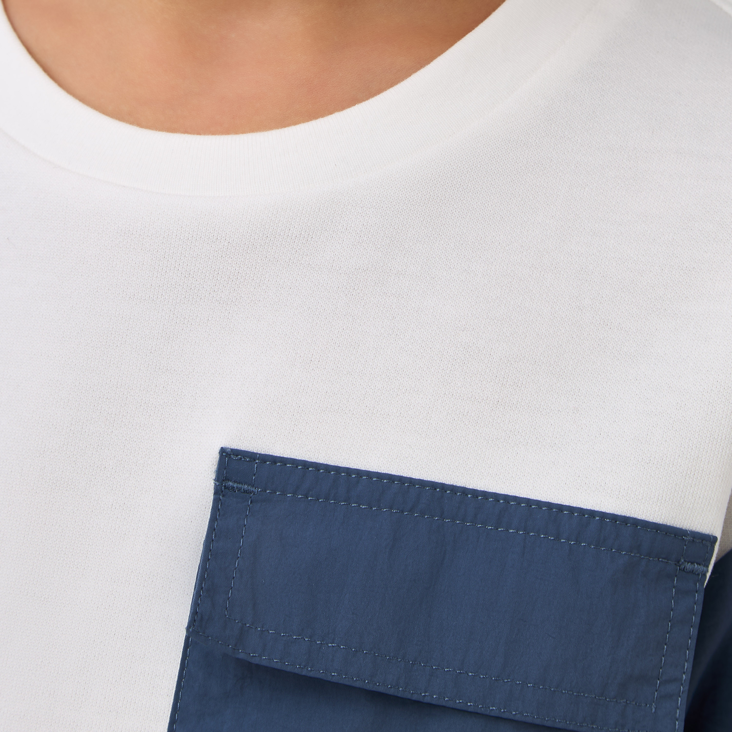 XYZ Crew Neck Short Sleeves T-shirt with Colourblock Design-sports-boys-clothing-tops-image-5
