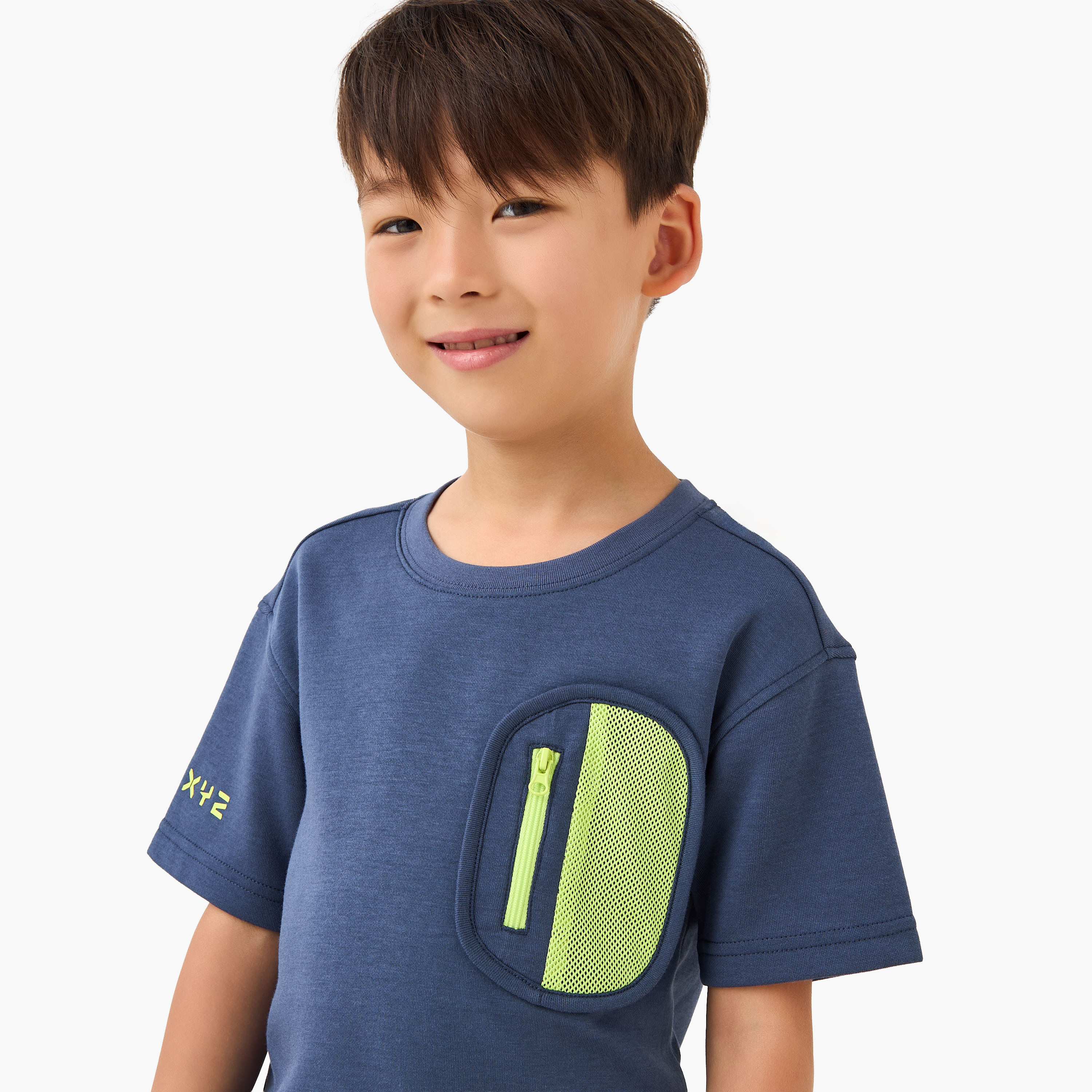 تيشيرت بأكمام قصيرة ورقبة ضيقة وجيب رقعة من إكس واي زي-boys-clothing-sportswear-tops-image-2