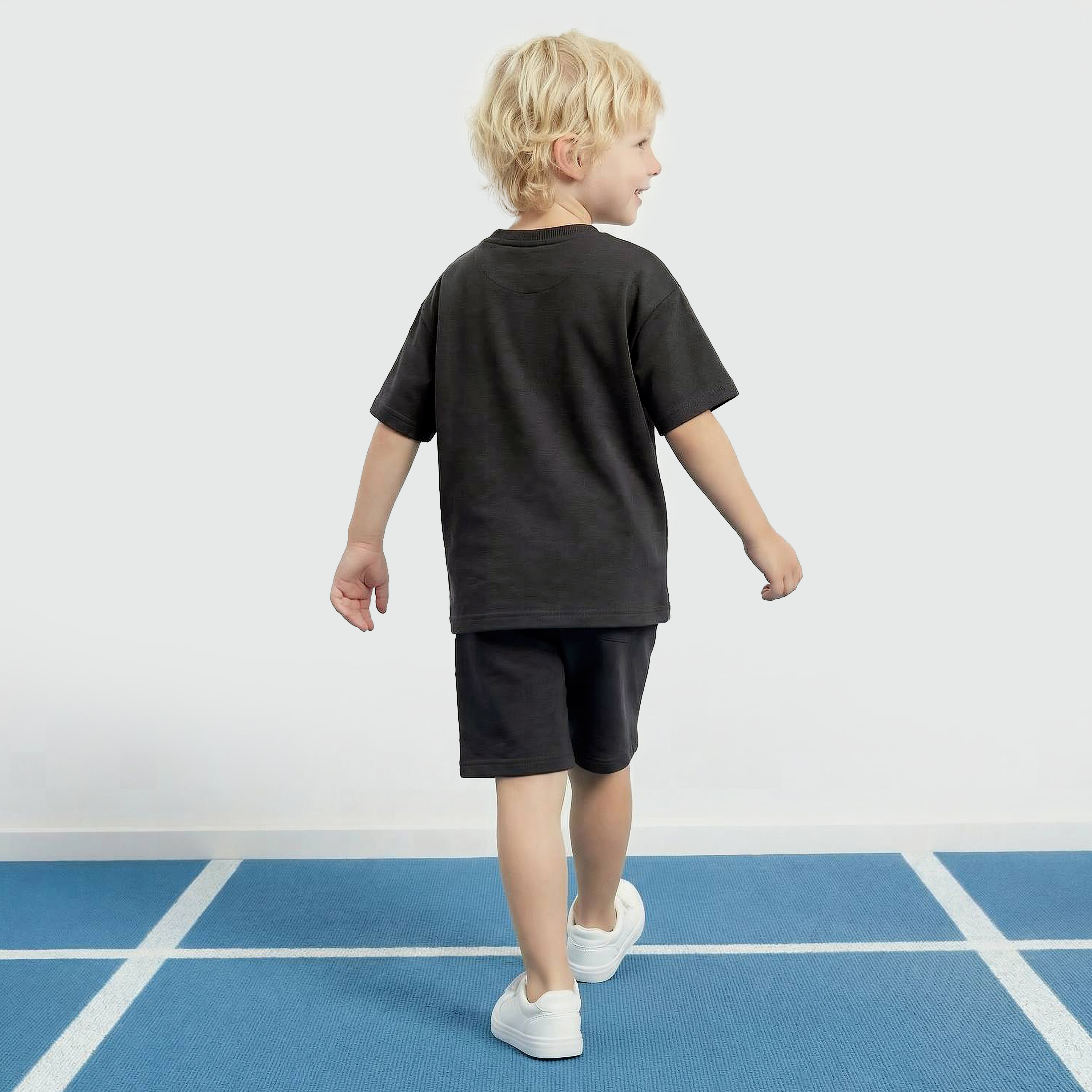 XYZ Crew Neck Short Sleeves T-shirt and Shorts Set with Print-boys-clothing-sportswear-sets-image-3
