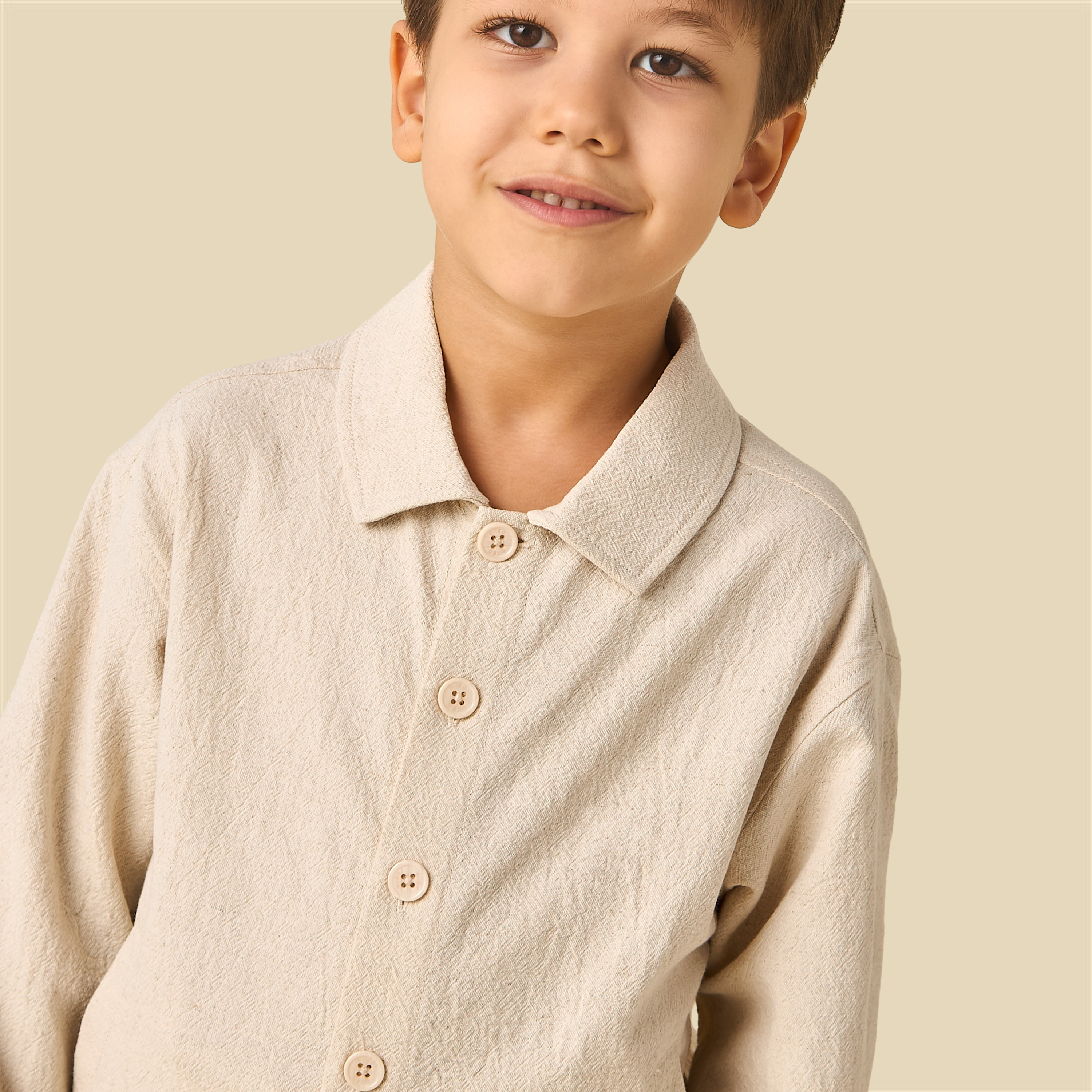 طقم بنطلون بارز الملمس وقميص بياقة عادية وأكمام طويلة من إليجو-baby-boys-clothing-winterwear-setsandcoords-image-2