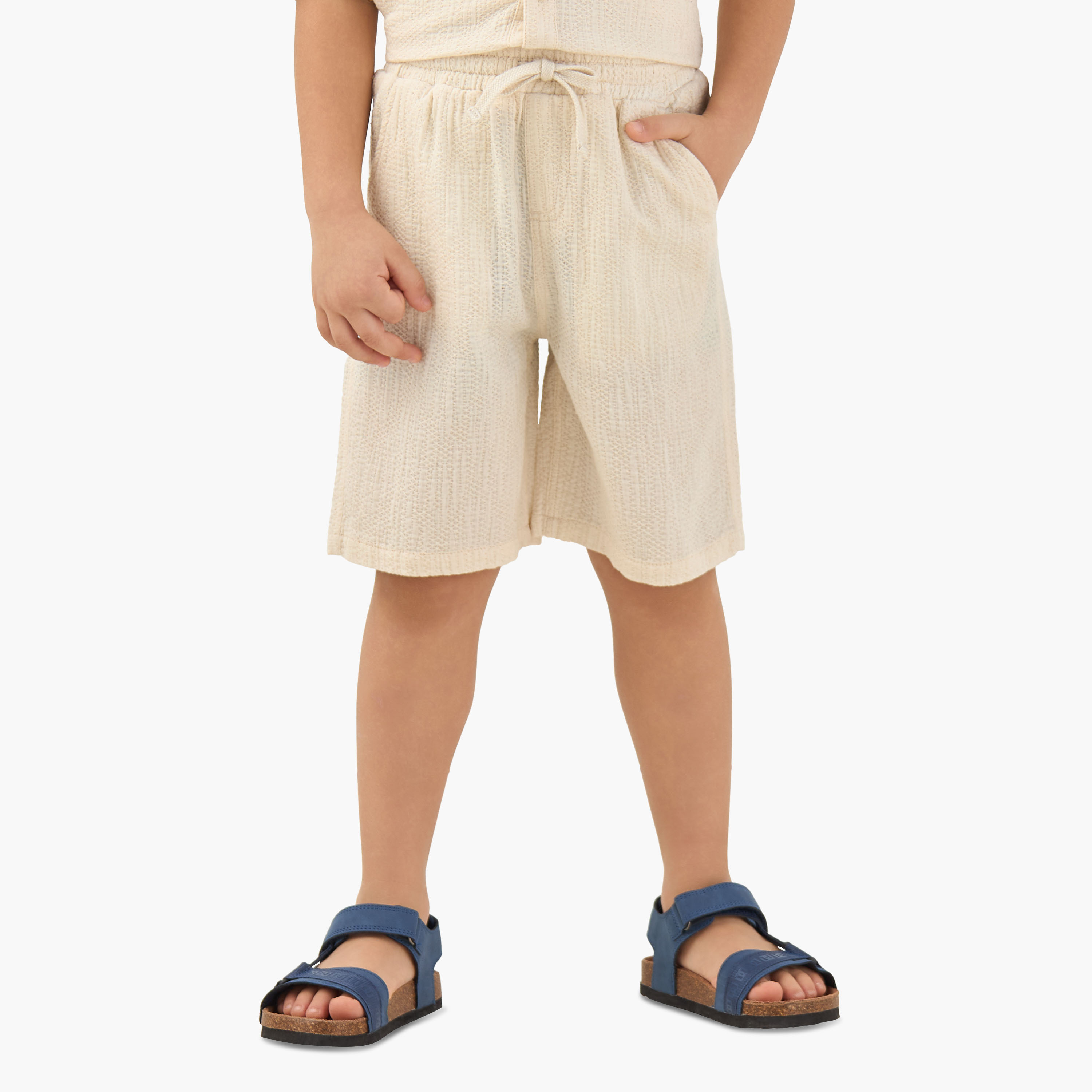 طقم قميص بياقة وأكمام قصيرة وشورت برباط خصر من إليجو-baby-boys-clothing-setsandcoords-image-5