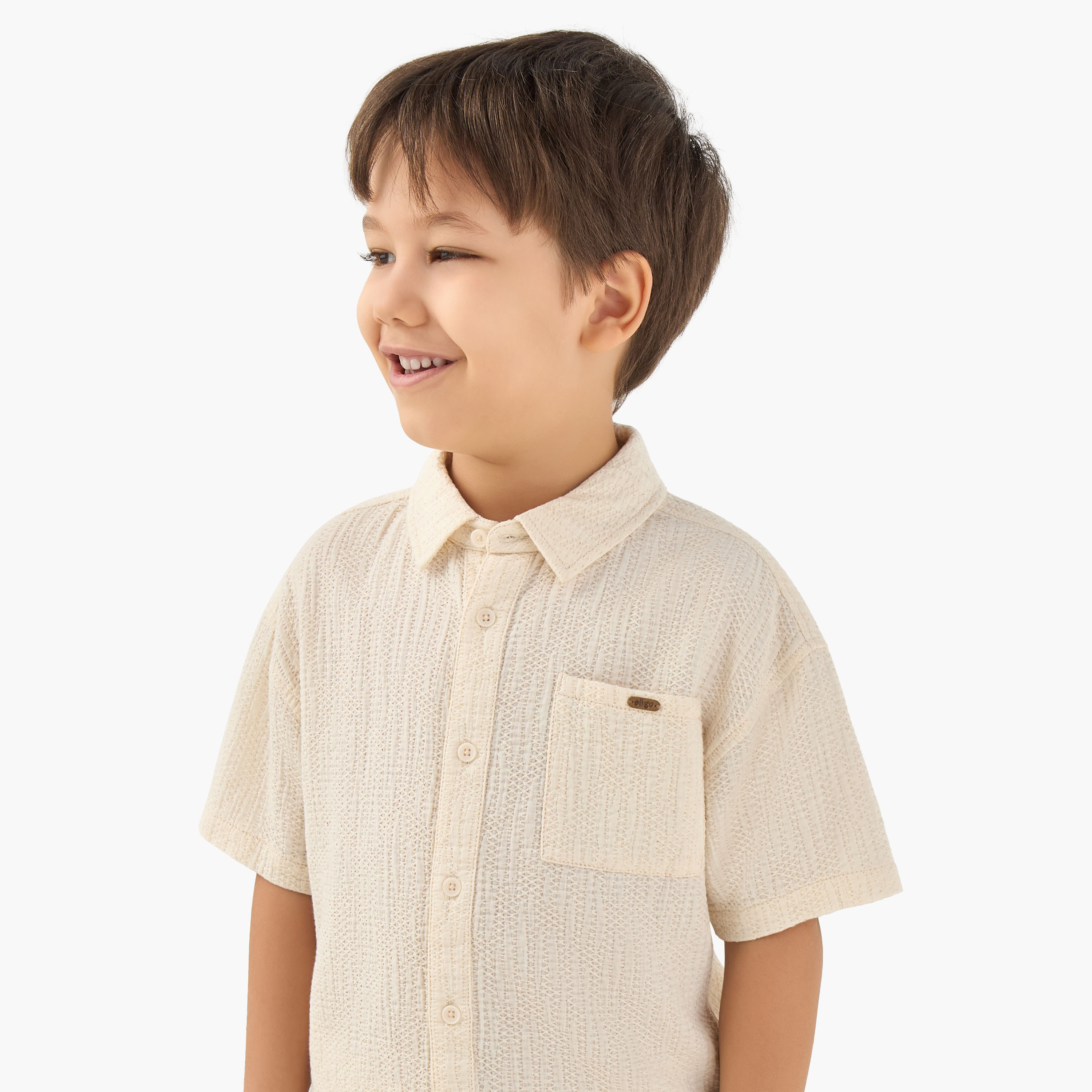 طقم قميص بياقة وأكمام قصيرة وشورت برباط خصر من إليجو-baby-boys-clothing-setsandcoords-image-3