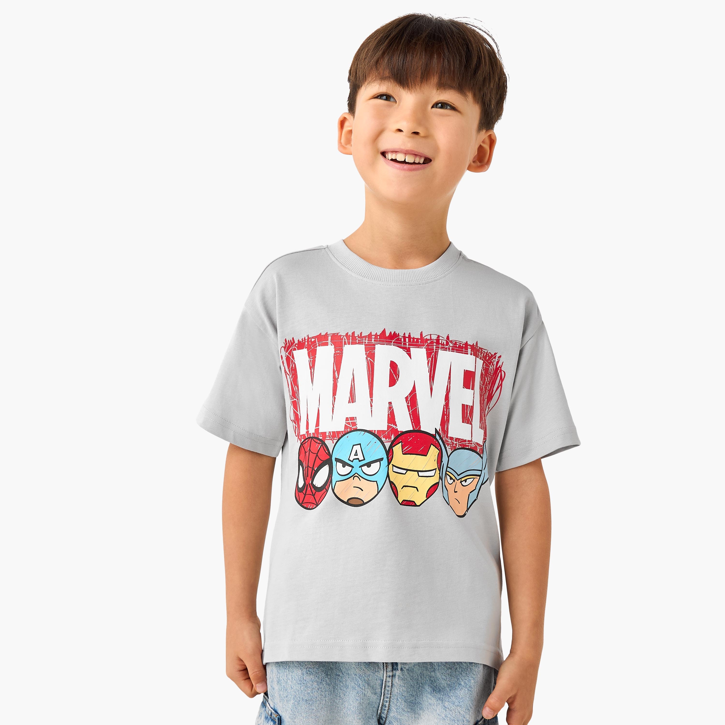 تيشيرت بطبعات أفنجرز وياقة ضيقة وأكمام قصيرة-boys-clothing-tshirtsandpolos-image-3