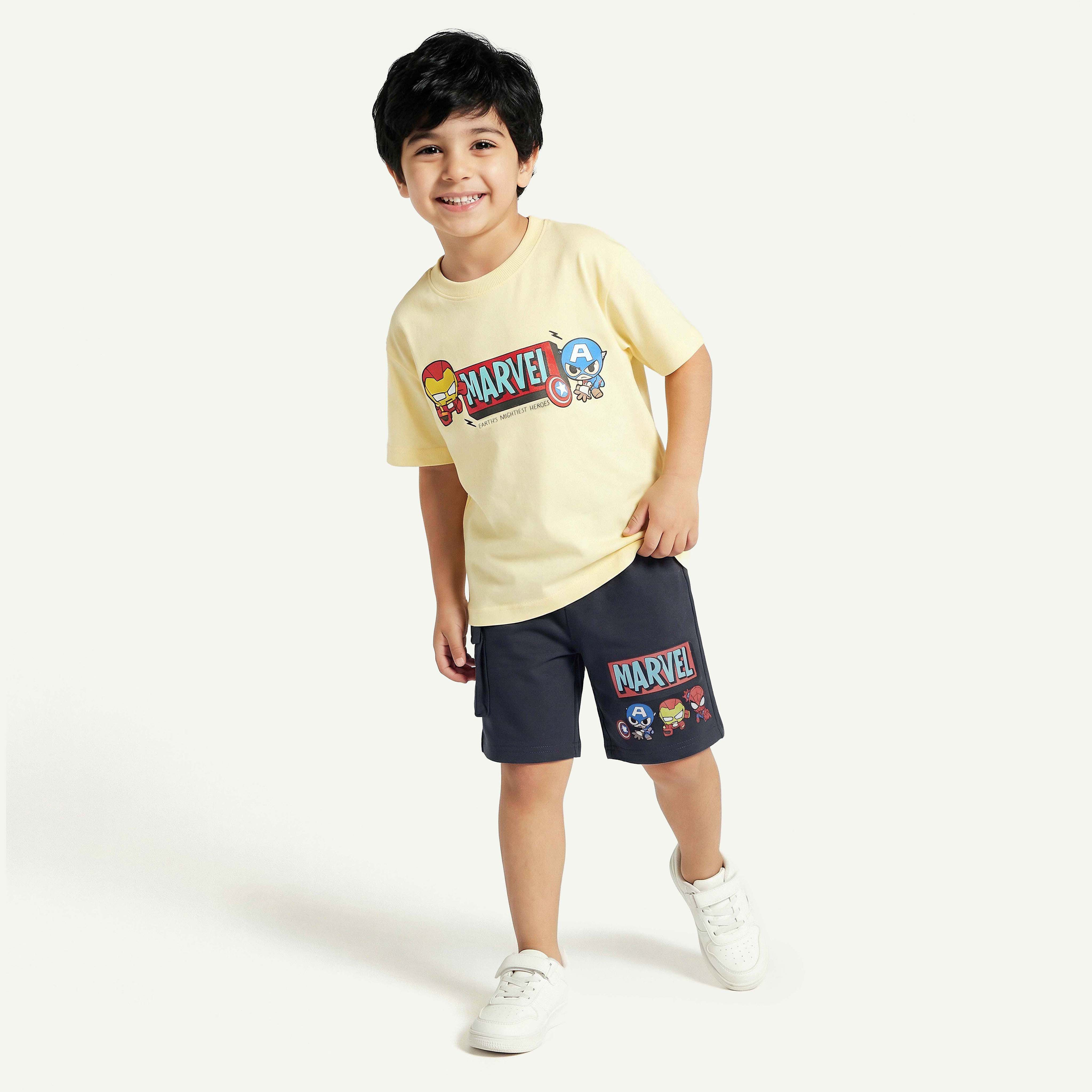 شورت بطول الركبة بخصر مطاطي ورباط بطبعات أفنجرز-boys-clothing-bottoms-shorts-image-2