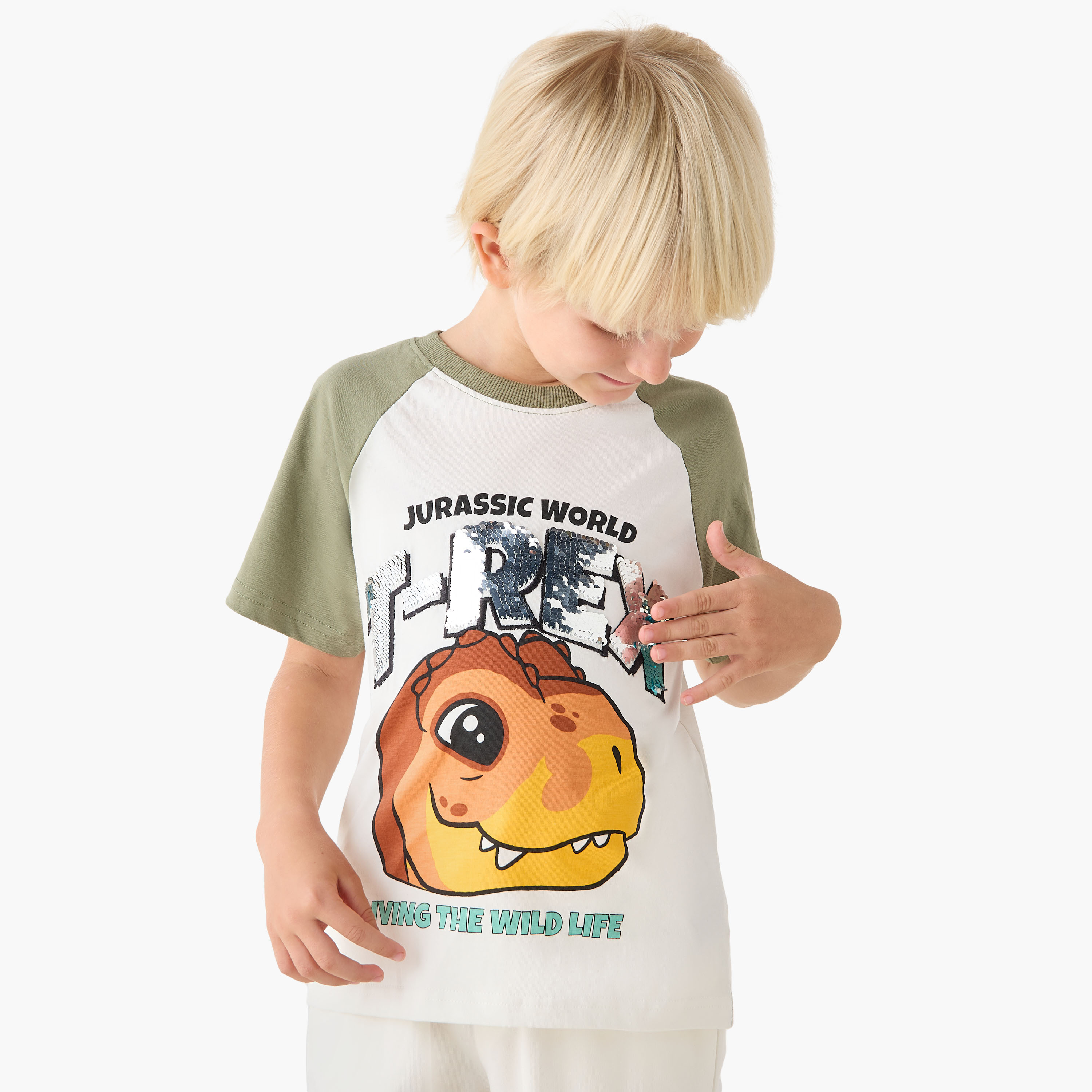 طقم شورت وتيشيرت بياقة ضيقة وأكمام قصيرة وطبعات جوراسيك وورلد-boys-clothing-setsandcoords-image-3