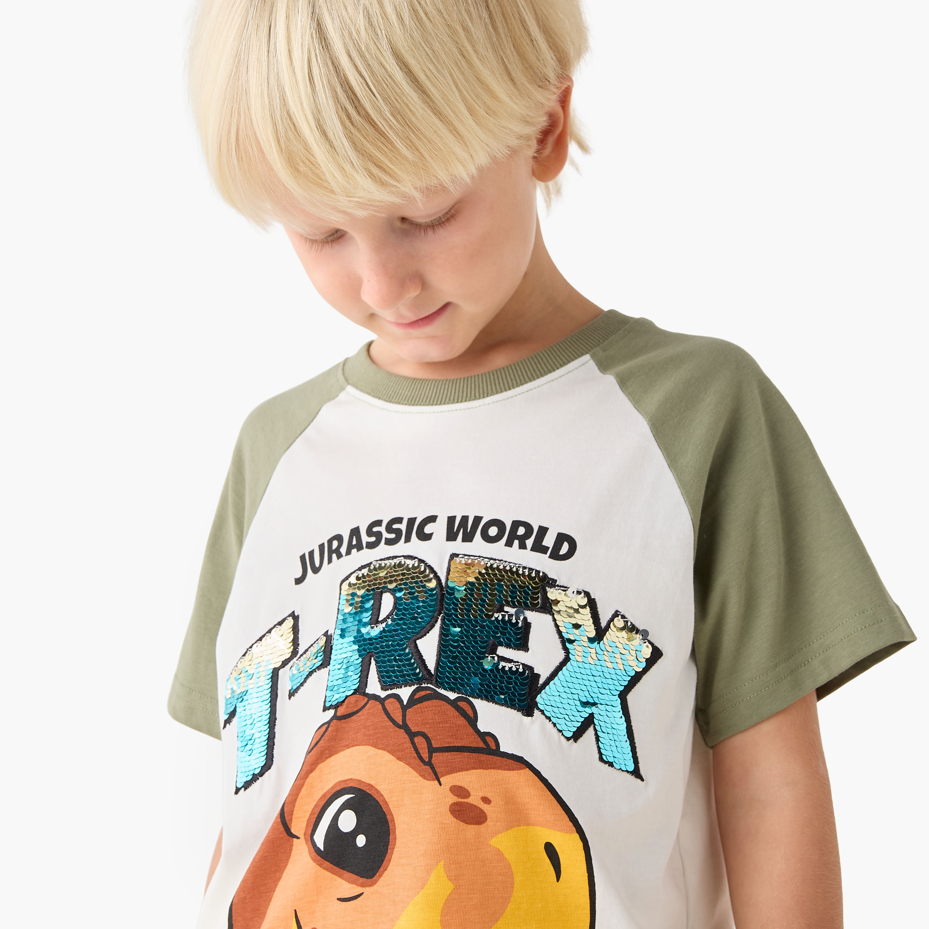 طقم شورت وتيشيرت بياقة ضيقة وأكمام قصيرة وطبعات جوراسيك وورلد-boys-clothing-setsandcoords-image-6