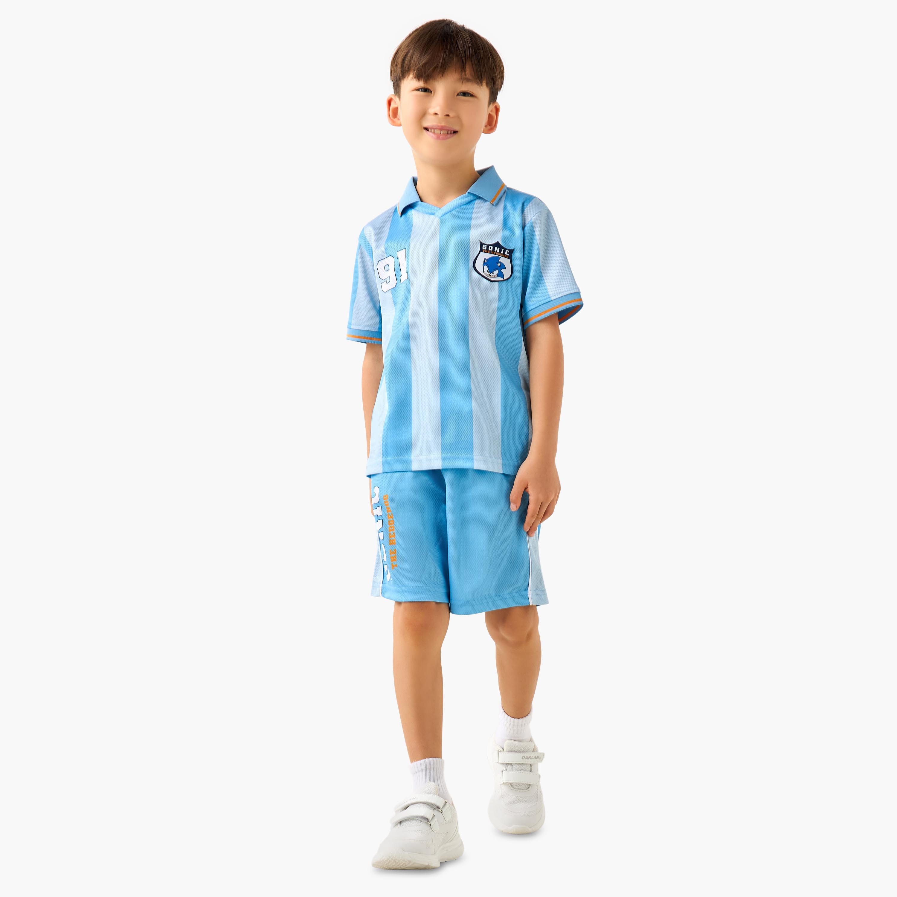 طقم شورت وتيشيرت بياقة عادية وطبعات-baby-boys-clothing-setsandcoords-image-3