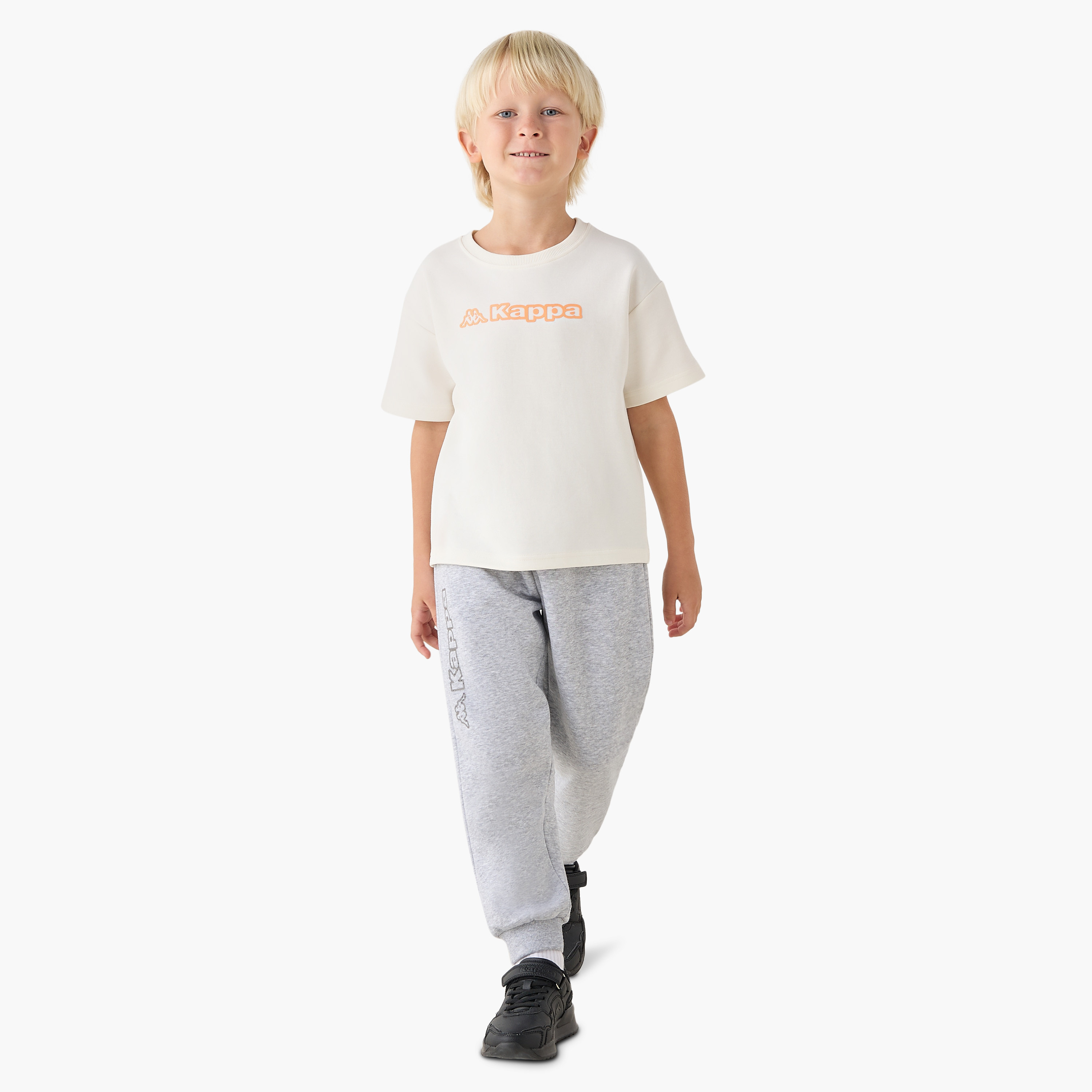 تيشيرت بطبعات جرافيك وياقة مستديرة وأكمام قصيرة من كابا-boys-clothing-sportswear-tops-image-4