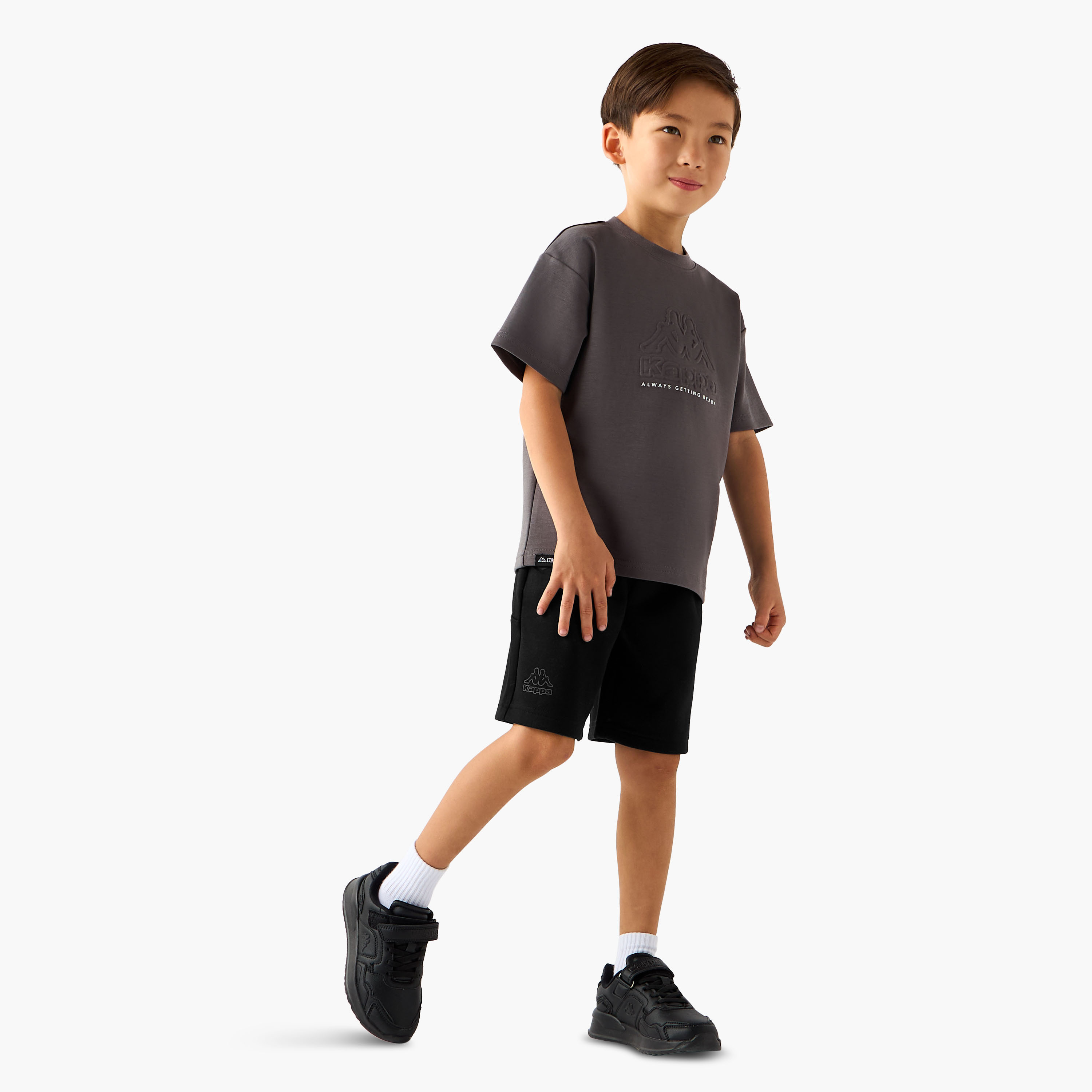 شورت برباط على الخصر وجيوب بسحاب من كابا-sports-boys-clothing-bottoms-shorts-image-4