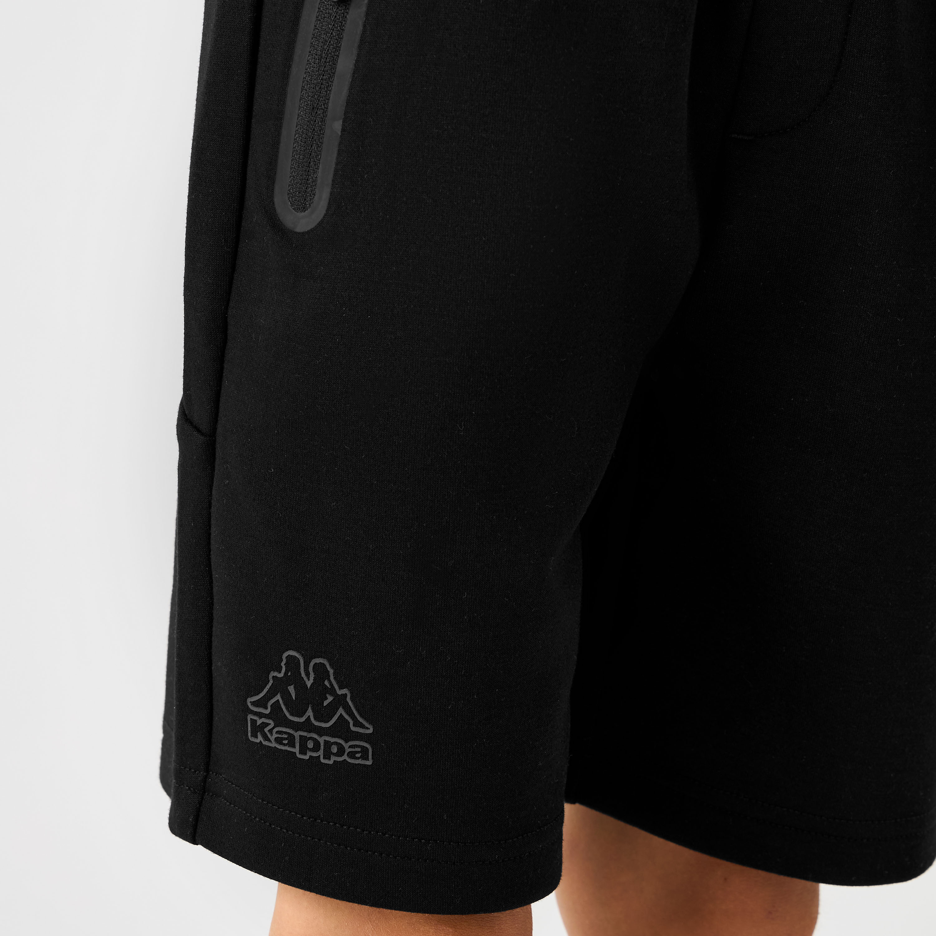 شورت برباط على الخصر وجيوب بسحاب من كابا-sports-boys-clothing-bottoms-shorts-image-2