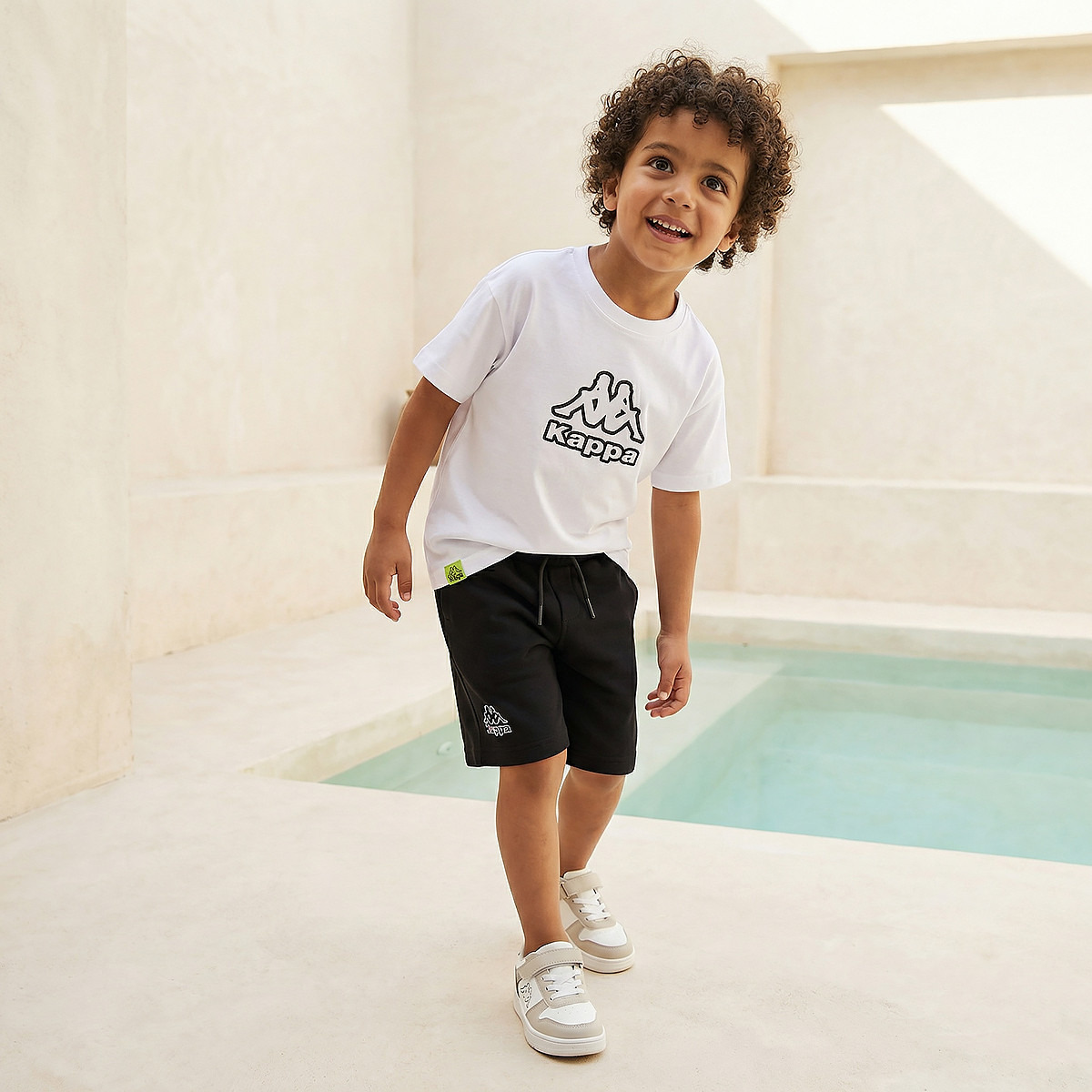 شورت بطول الركبة بخصر مطاطي ورباط إغلاق بطبعة شعار من كابا-sports-boys-clothing-bottoms-shorts-image-2