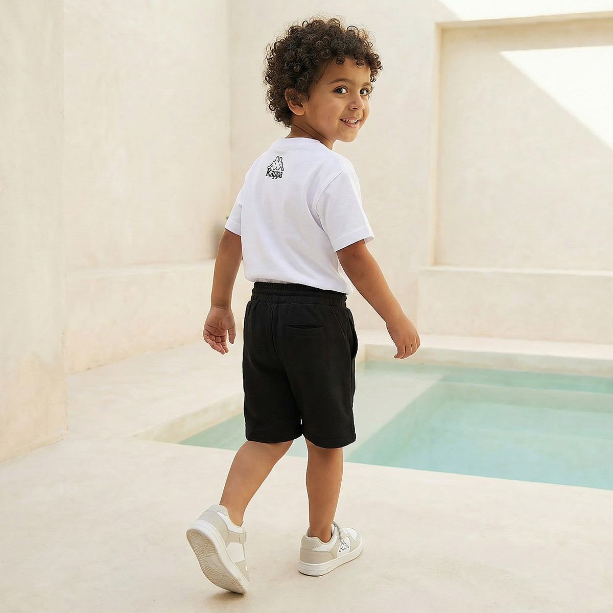 شورت بطول الركبة بخصر مطاطي ورباط إغلاق بطبعة شعار من كابا-sports-boys-clothing-bottoms-shorts-image-3