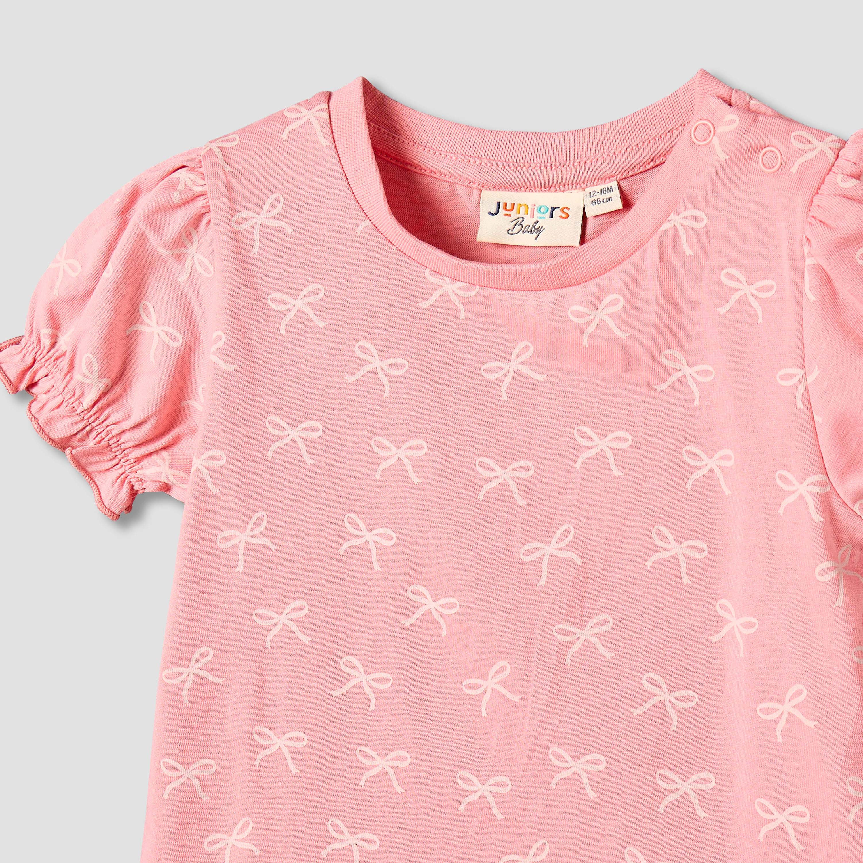 تيشيرت بياقة ضيقة وأكمام قصيرة وطبعات زهرية من جونيورز-baby-girls-clothing-tshirts-image-2