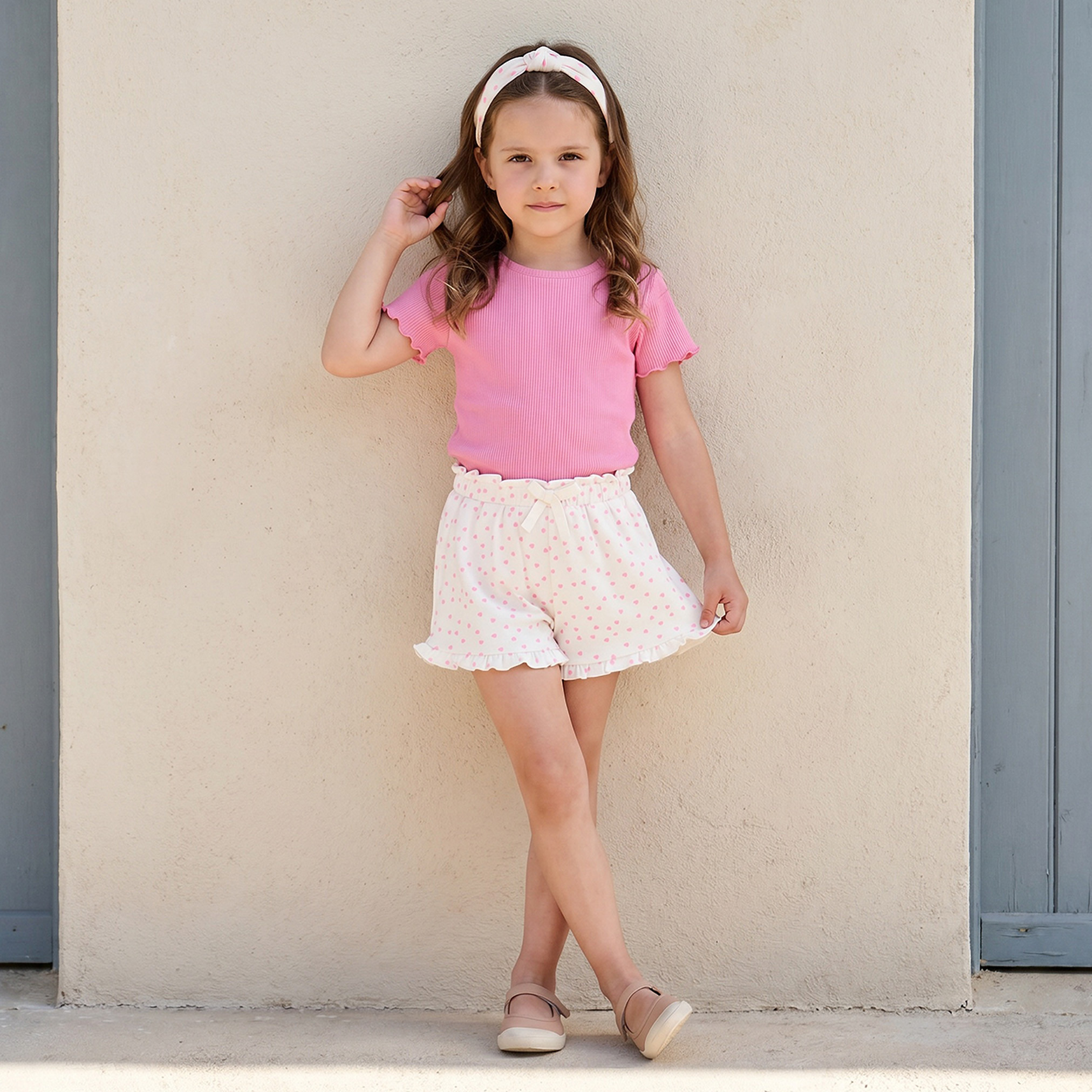 Juniors Above Knee Elasticated Waist Shorts with Heart Print-baby-girls-clothing-bottoms-shorts-image-2