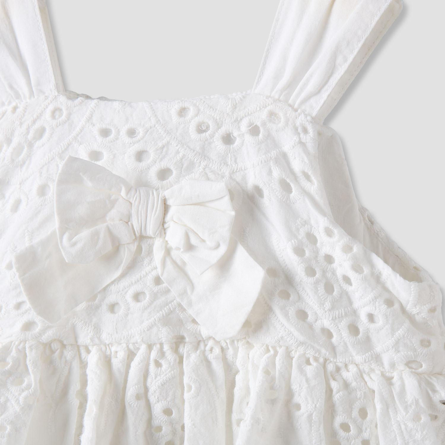 فستان طول الركبة بتطريز شيفلي أنيق وياقة مربعة بدون أكمام من جونيورز-baby-girls-clothing-dressesandjumpsuits-image-4