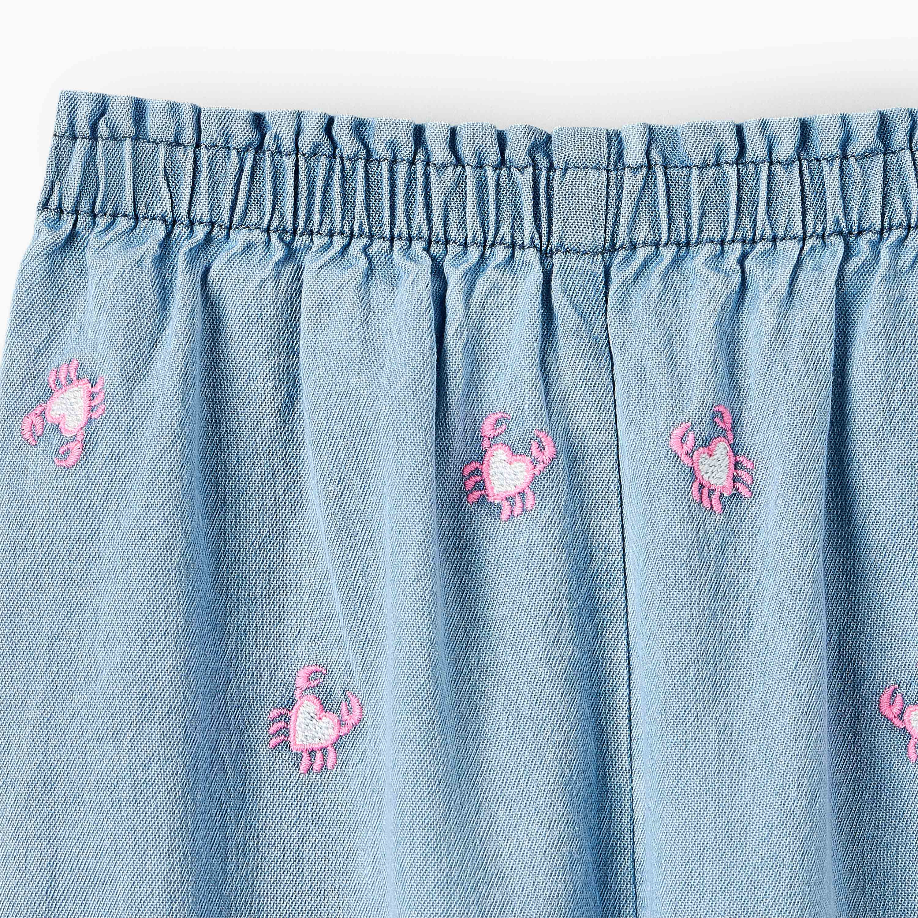 Juniors Crew Neck Short Sleeves Top and Denim Joggers Set with Turtle Print-baby-girls-clothing-setsandcoords-image-7