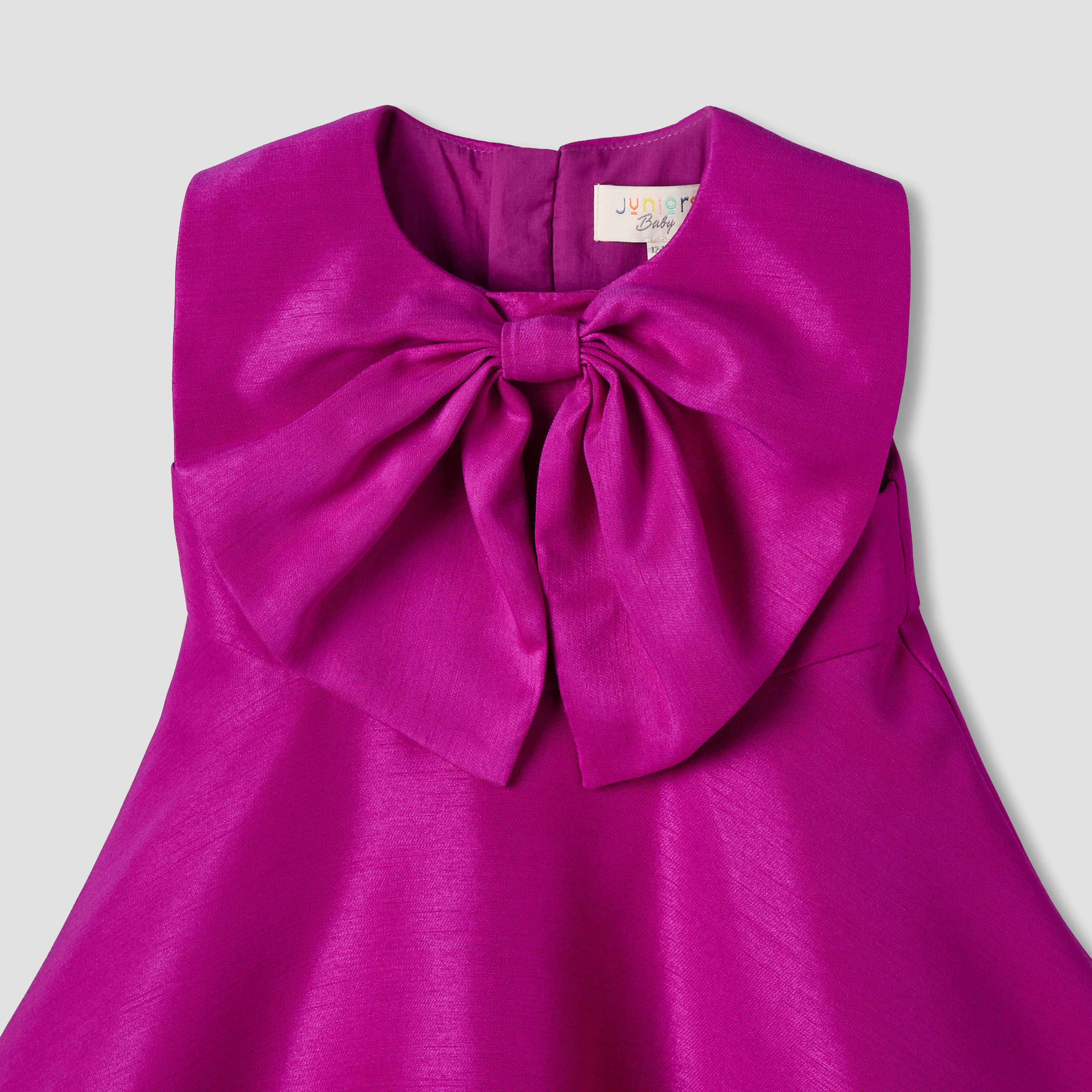 فستان دون أكمام بزينة فيونكة من جونيورز-baby-girls-clothing-dressesandjumpsuits-image-4