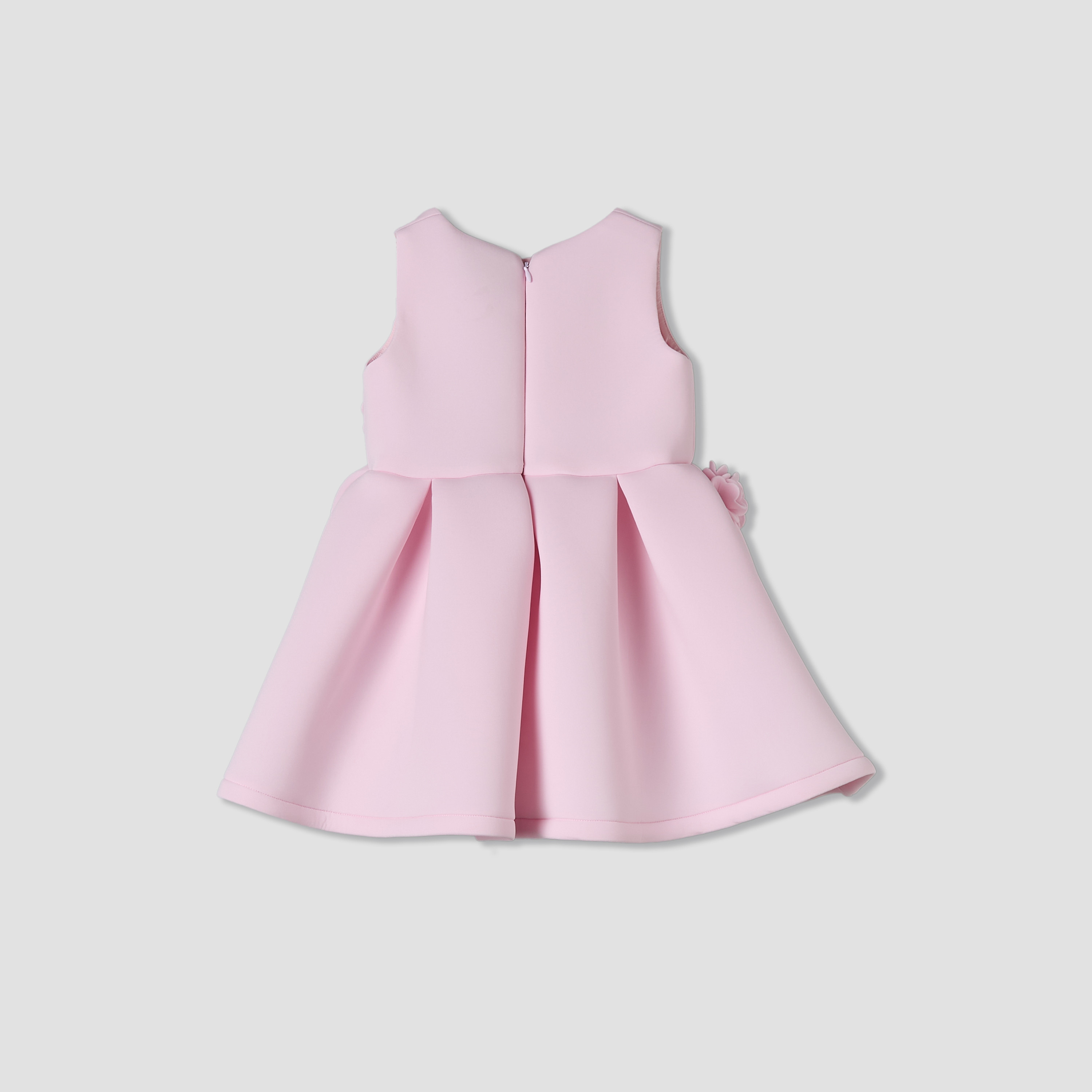 فستان سكيتر دون أكمام بياقة مستديرة وزخارف زهرية من جونيورز-baby-girls-clothing-dressesandjumpsuits-image-3