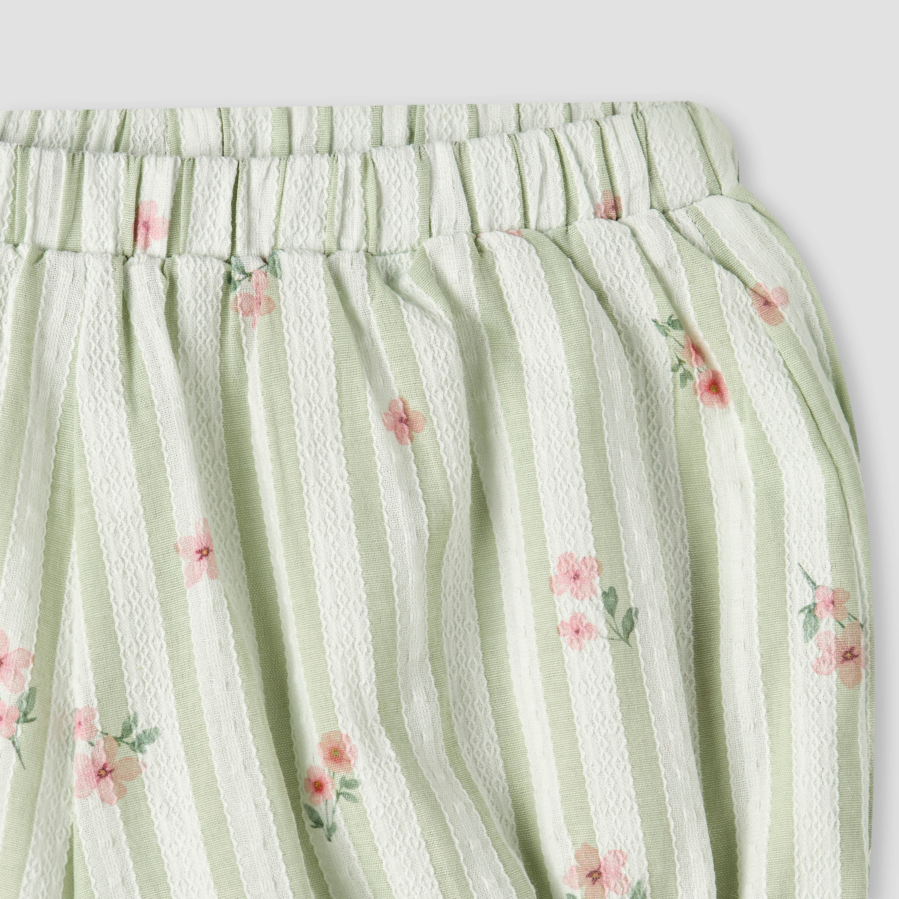 طقم بلوزة دون أكمام بياقة مستديرة وشورت بطبعات زهرية من جيجلز-baby-girls-clothing-setsandcoords-image-2