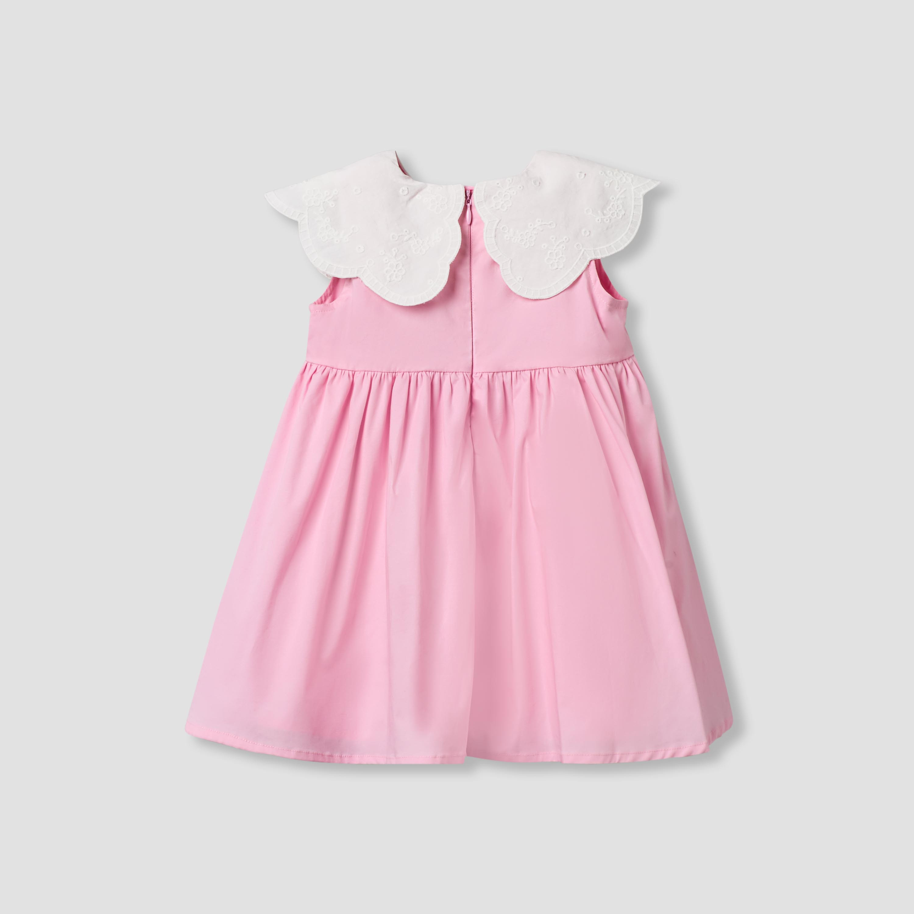 Sanrio Round Neck Sleeveless Dress with Hello Kitty Applique-baby-girls-clothing-dressesandjumpsuits-image-3
