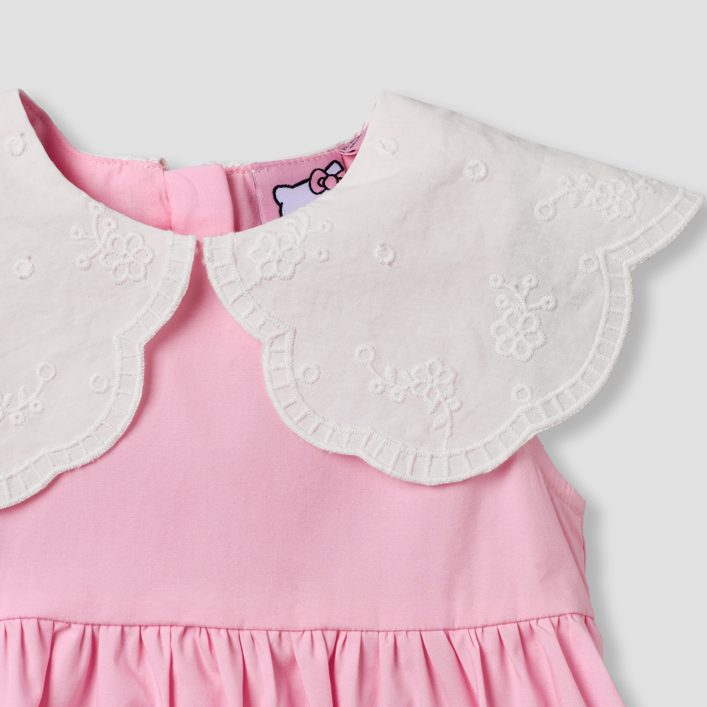 Sanrio Round Neck Sleeveless Dress with Hello Kitty Applique-baby-girls-clothing-dressesandjumpsuits-image-4
