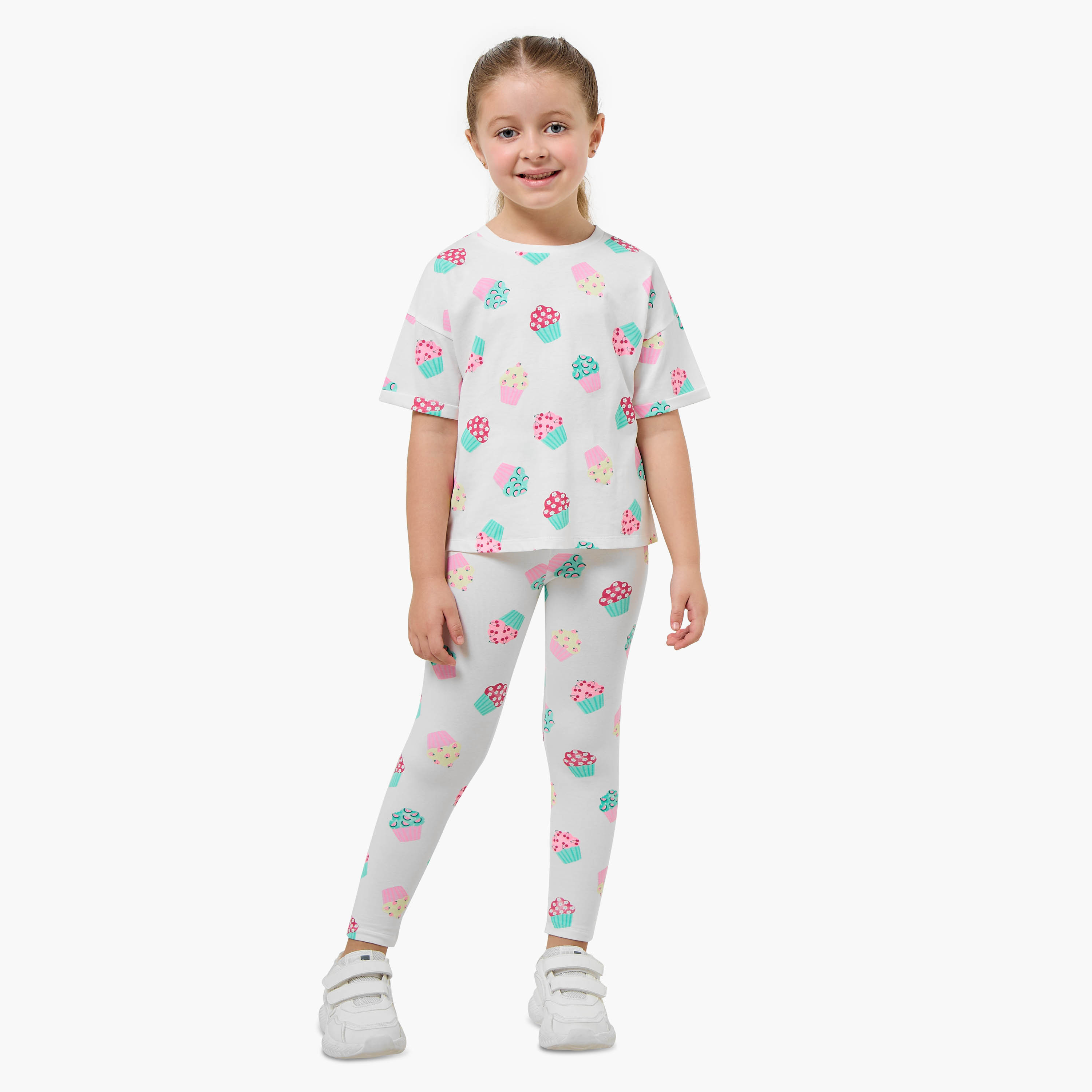 Juniors Crew Neck Short Sleeve T-shirt with Cupcake Print-girls-clothing-tshirts-image-2
