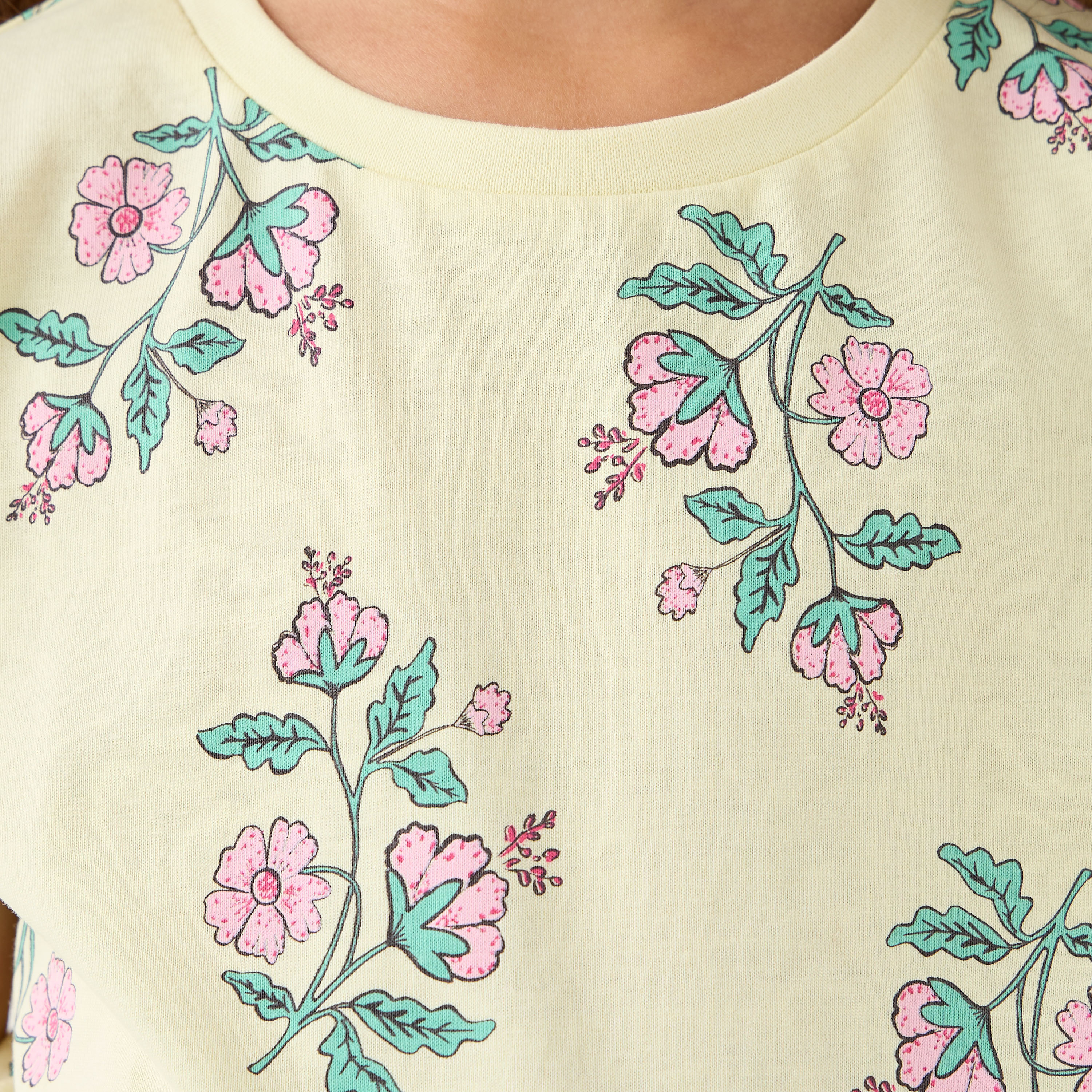 Pack of 2 Juniors Round Neck Short Sleeves T-shirt with Floral Print-girls-clothing-tshirts-image-5