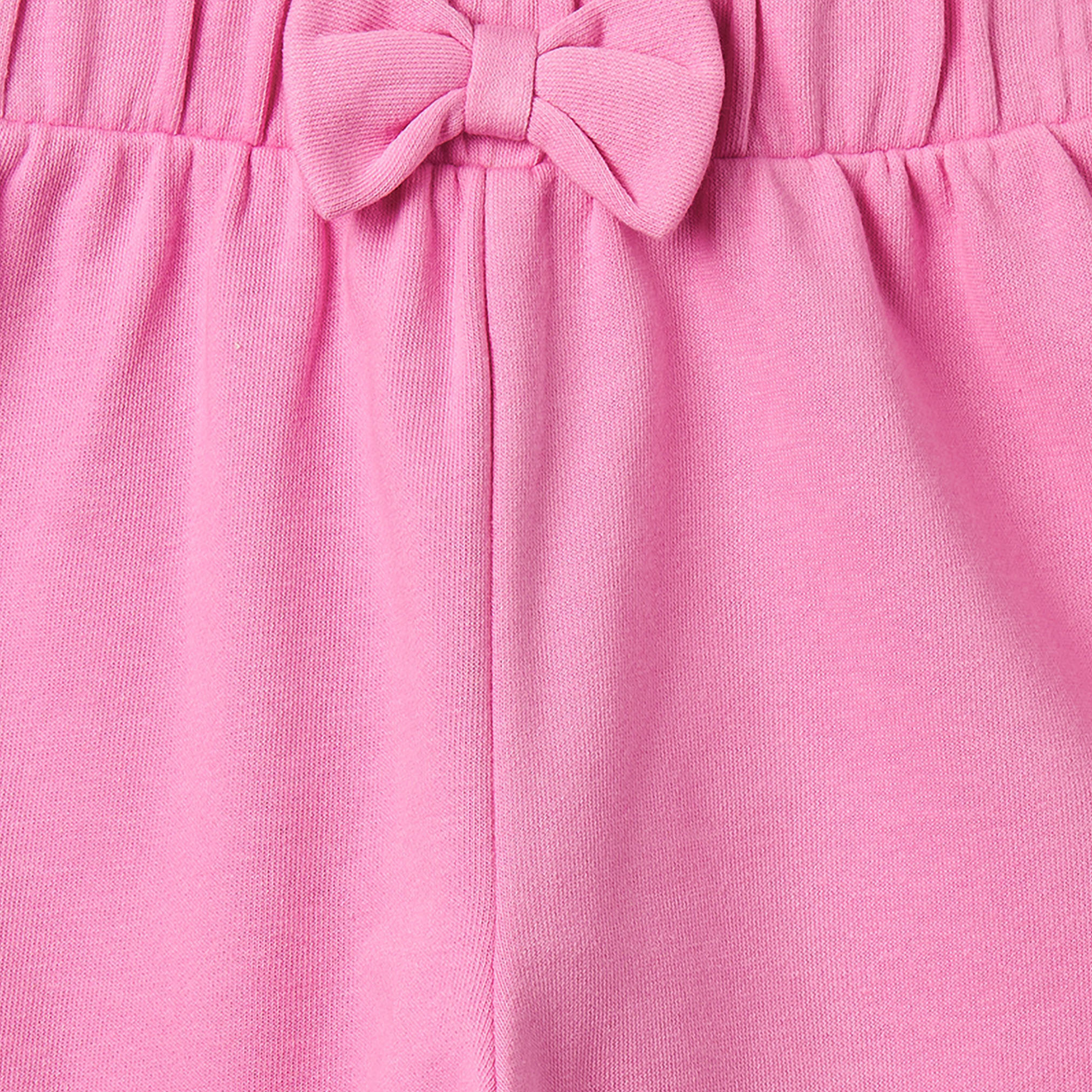 شورت طول الركبة بخصر مطاطي وكشكشة من جونيورز-baby-girls-clothing-bottoms-shorts-image-4