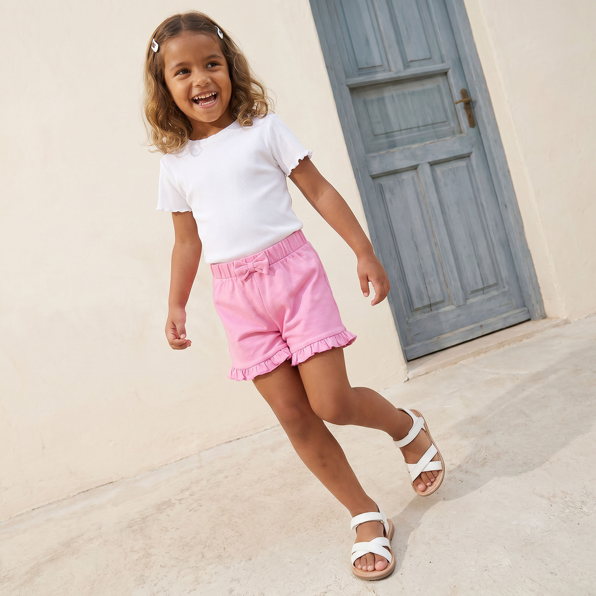 شورت طول الركبة بخصر مطاطي وكشكشة من جونيورز-baby-girls-clothing-bottoms-shorts-image-5