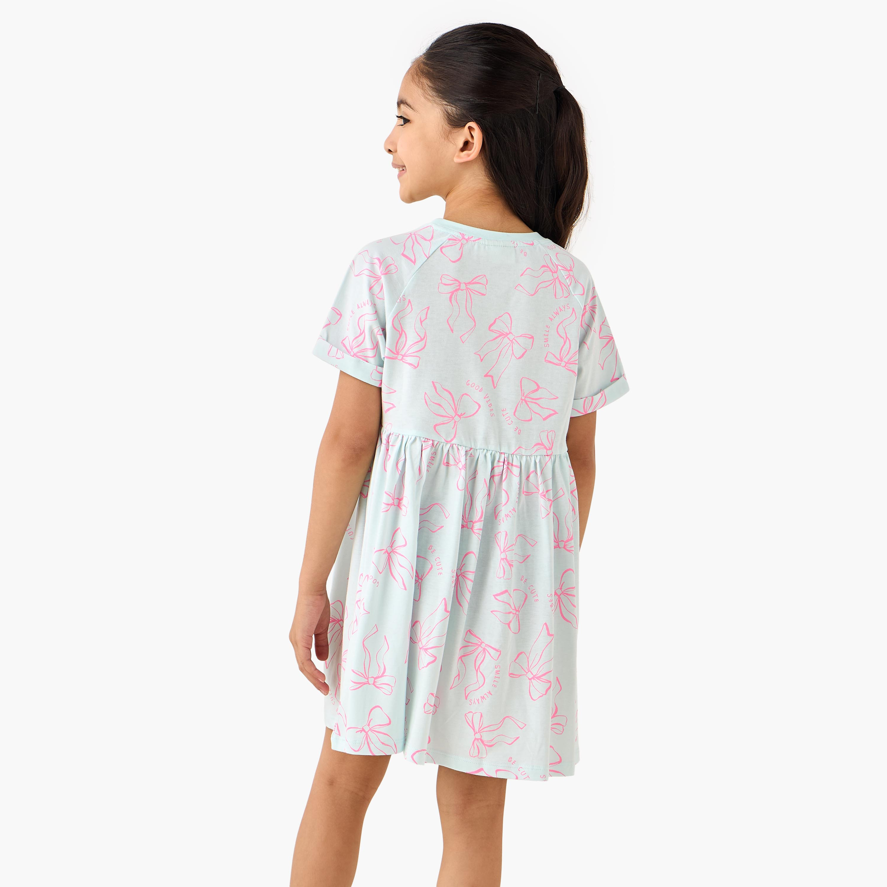 فستان بطبعات فيونكة وياقة مستديرة وأكمام قصيرة من جونيورز-girls-clothing-dressesandjumpsuits-image-3