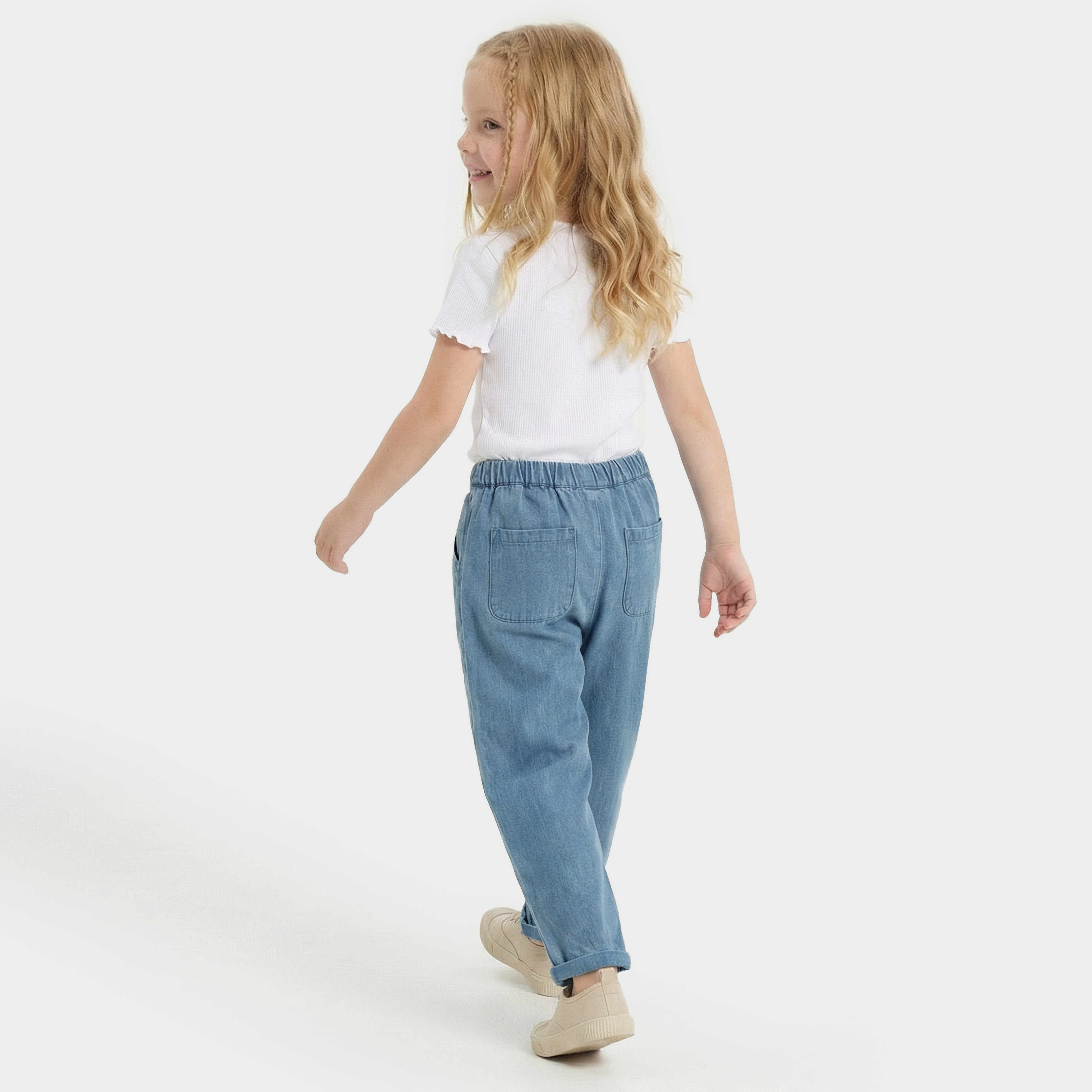 بنطلون جينز مطرز بخصر متوسط الارتفاع من جونيورز-baby-girls-clothing-bottoms-trousers-image-3
