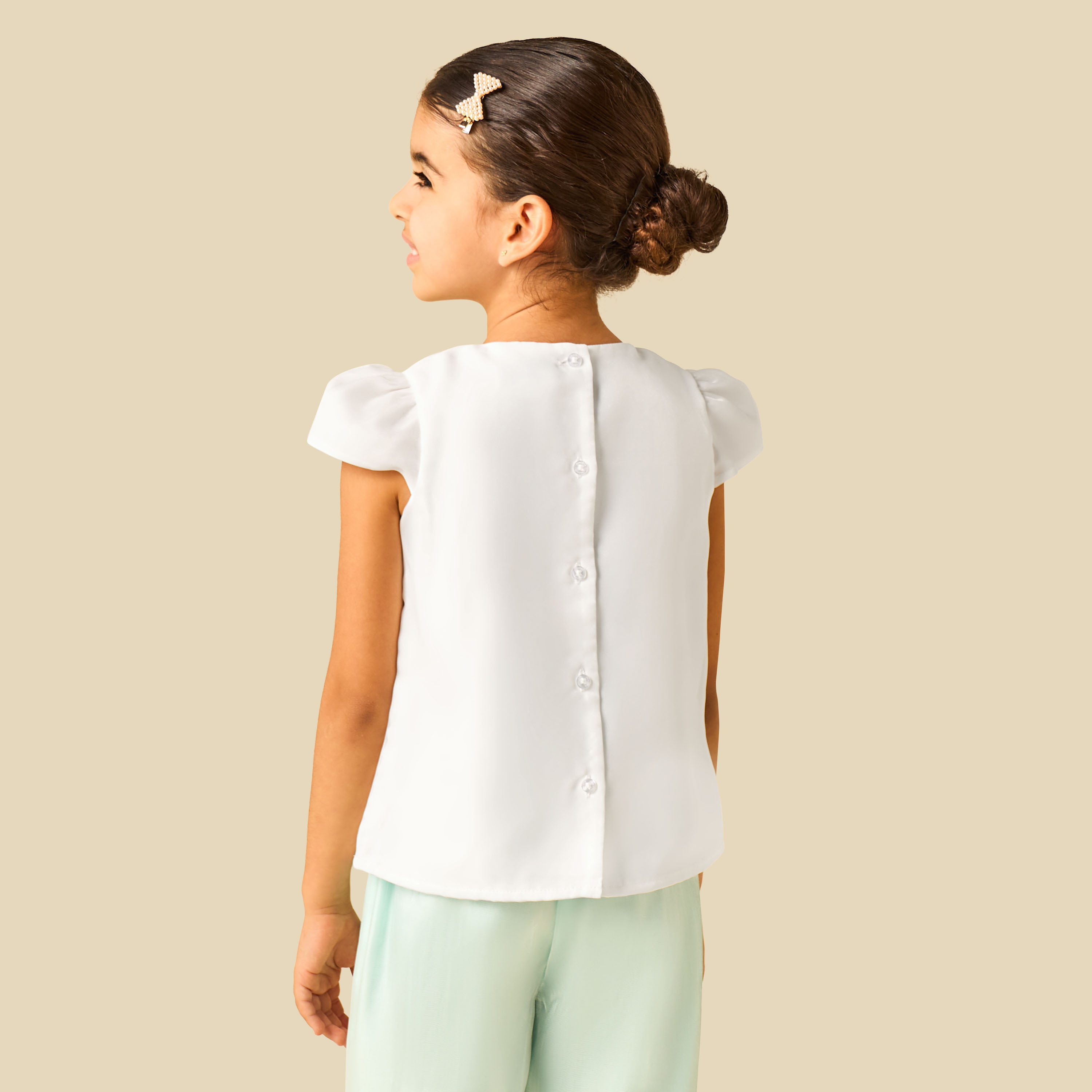 بلوزة بياقة مربعة وأكمام كاب وزخارف زهرية من جونيورز-baby-girls-clothing-blousesandshirts-image-2