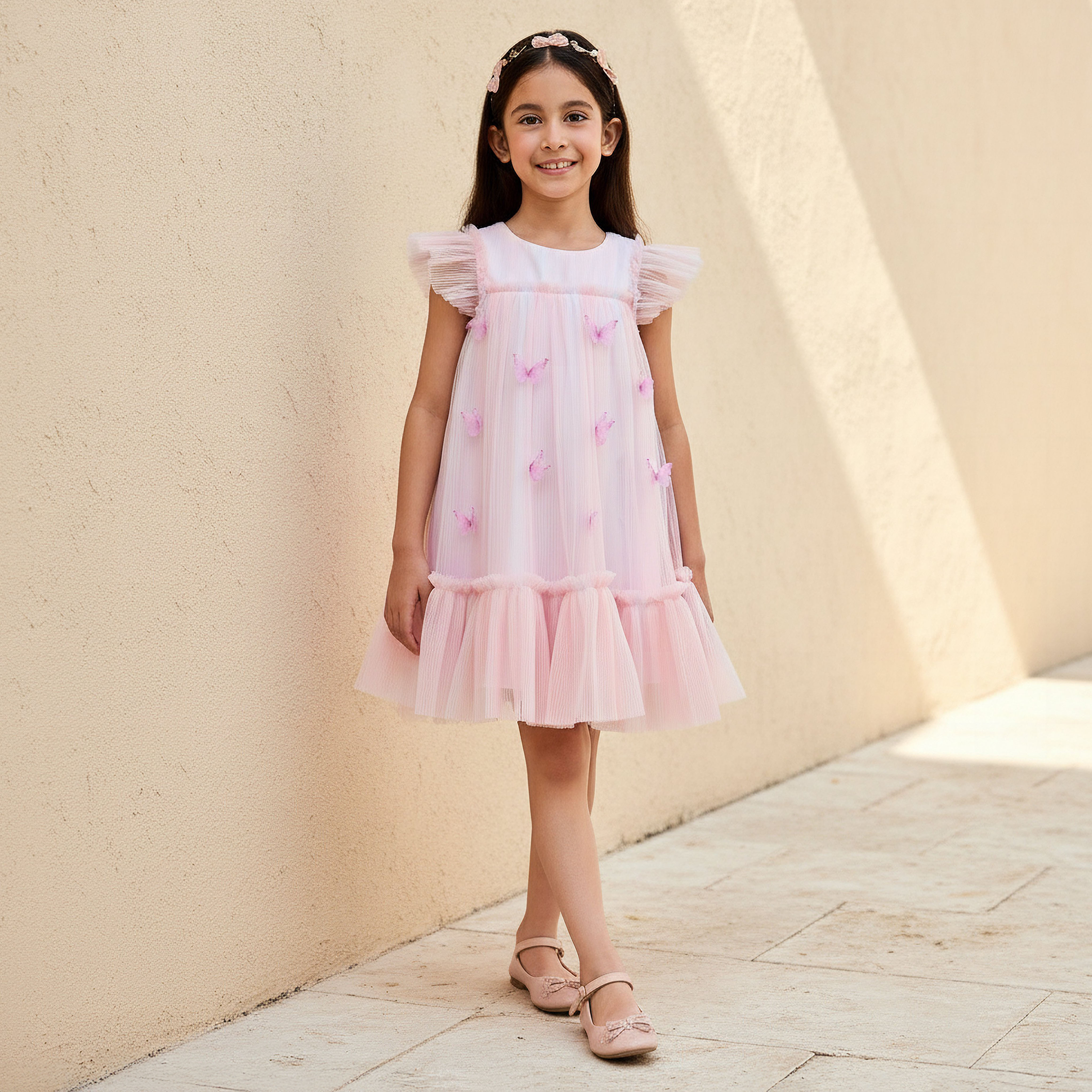 فستان بأكمام كاب وبياقة مستديرة وزخارف من جونيورز-girls-clothing-dressesandjumpsuits-image-1