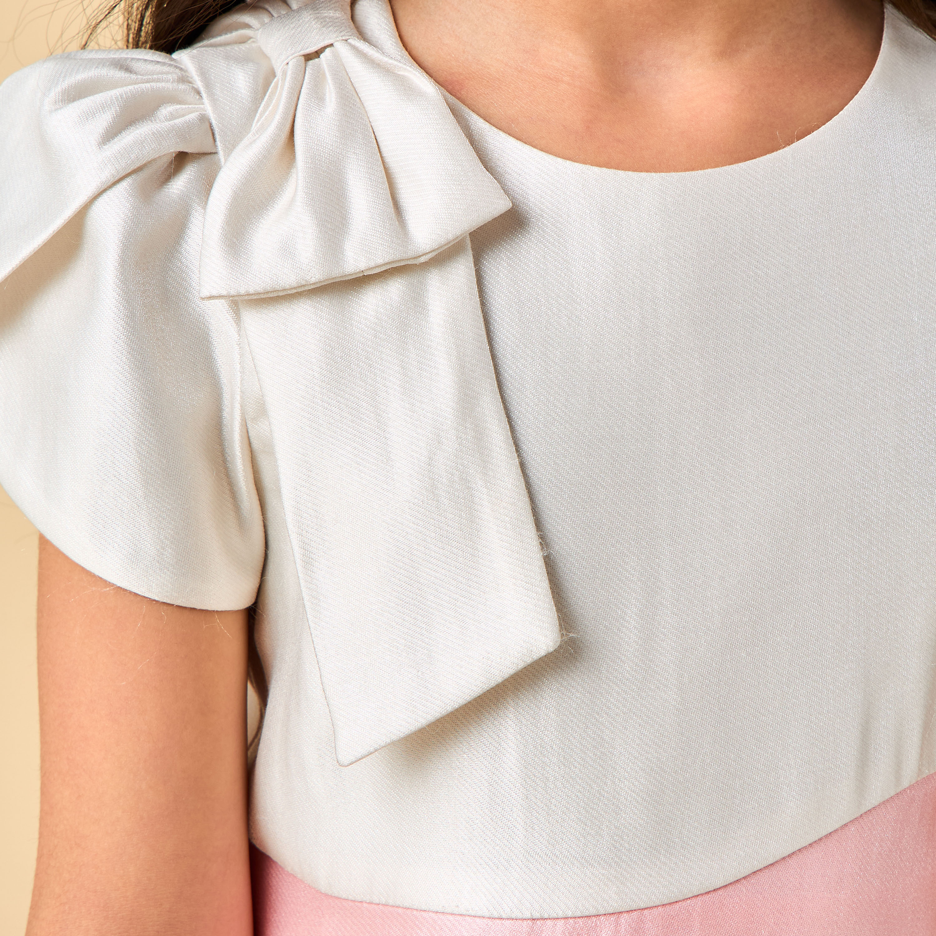 Juniors Round Neck Short Sleeves Dress with Bow Applique-girls-clothing-dressesandjumpsuits-image-5