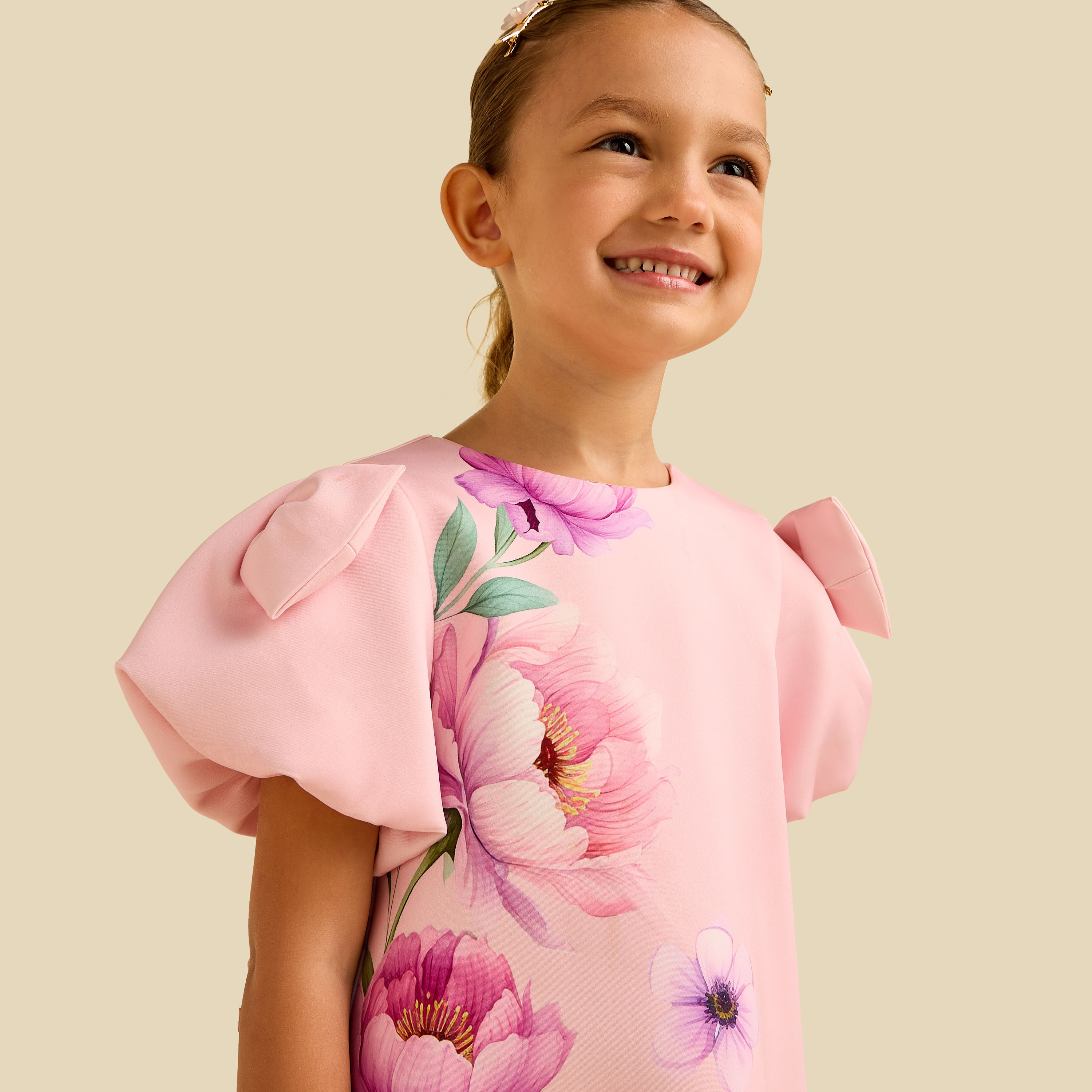 فستان بياقة مستديرة وأكمام قصيرة وطبعات زهرية من جونيورز-girls-clothing-dressesandjumpsuits-image-5
