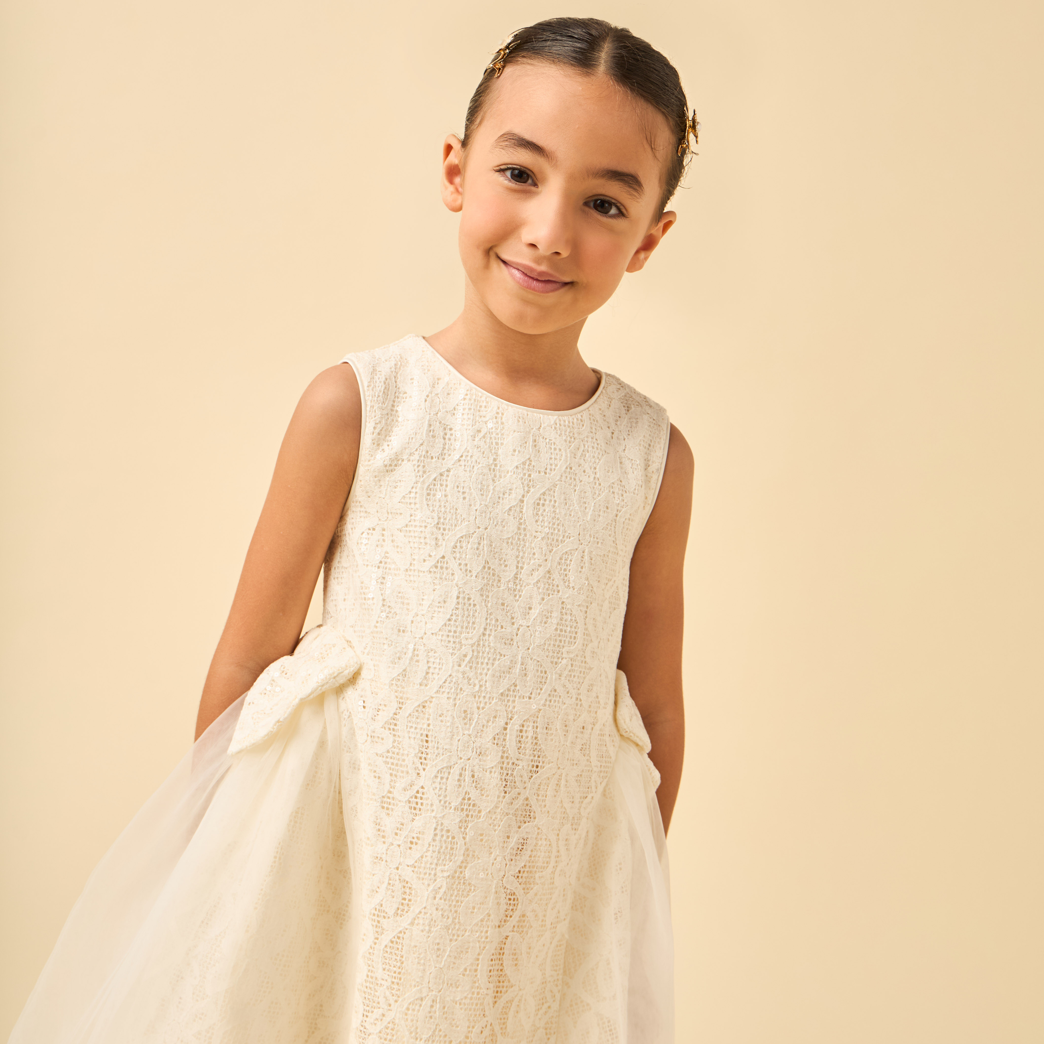 فستان دون أكمام بزينة ترتر وياقة مستديرة من جونيورز-girls-clothing-dressesandjumpsuits-image-6
