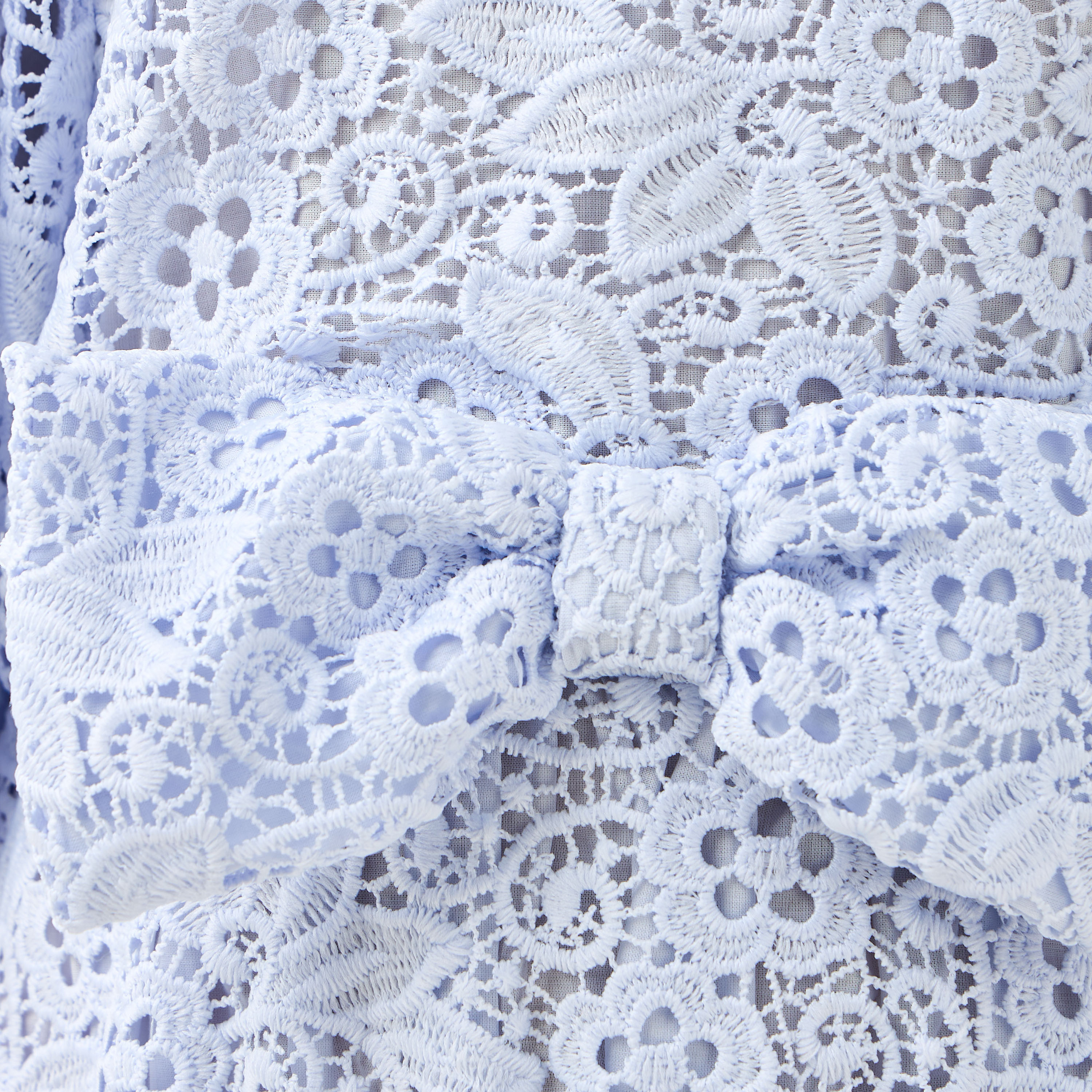 فستان إيه لاين دانتيل مزين بياقة مستديرة وأكمام قصيرة من جونيورز-girls-clothing-dressesandjumpsuits-image-3