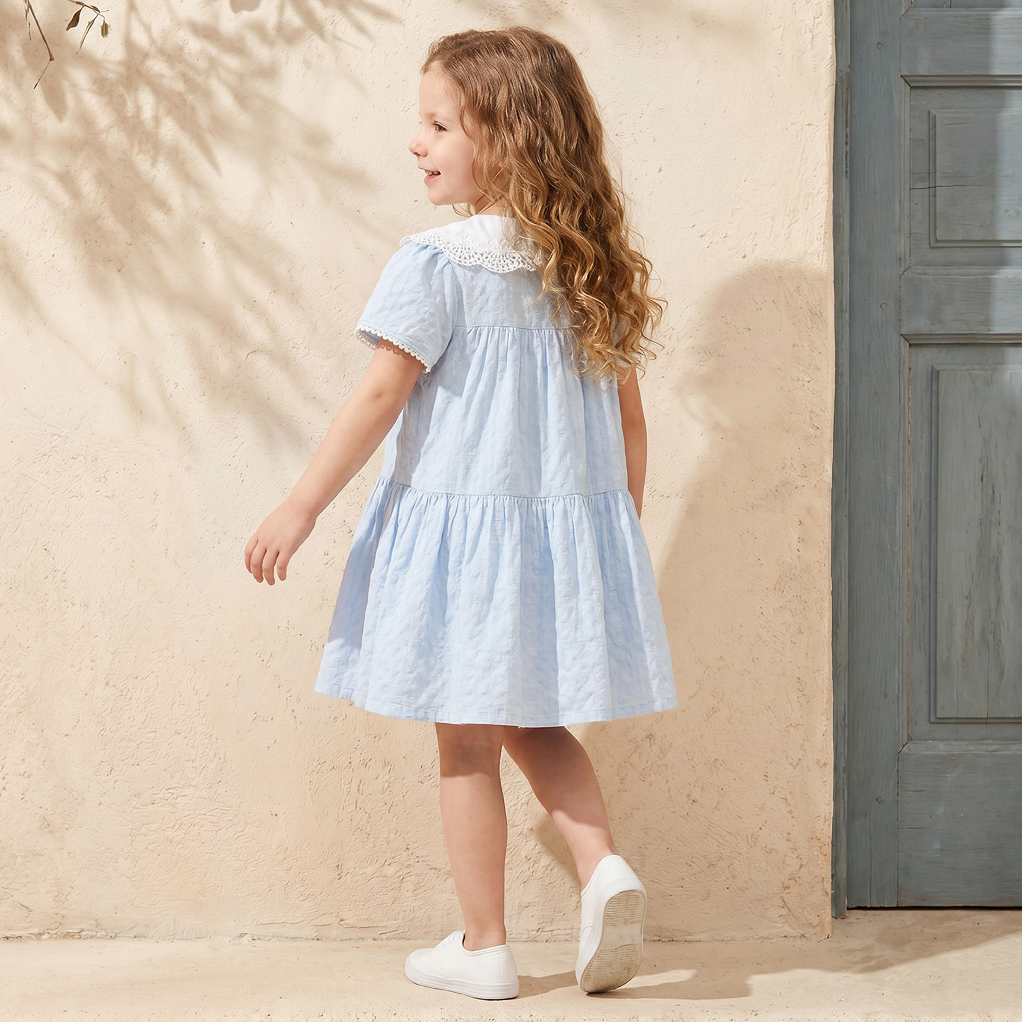 فستان بطول الركبة وبأكمام قصيرة وحافة دانتيل وياقة بيتر بان من إليجو-girls-clothing-dressesandjumpsuits-image-2