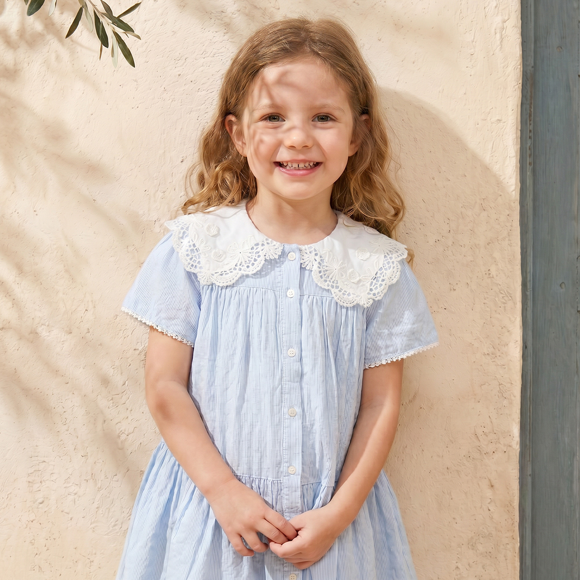 فستان بطول الركبة وبأكمام قصيرة وحافة دانتيل وياقة بيتر بان من إليجو-girls-clothing-dressesandjumpsuits-image-5